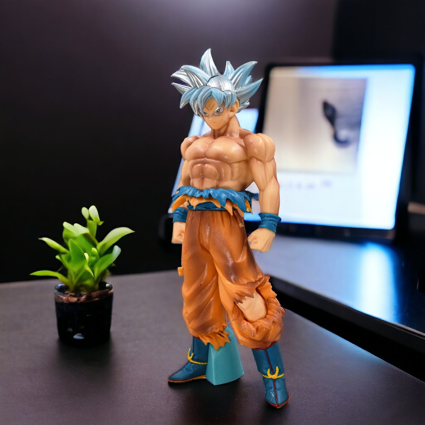 Goku Ultra Instinct Action Figure (30cm Height) - Dragon Ball Z