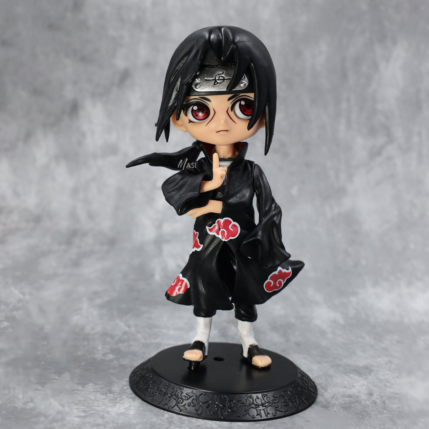 Uchiha Itachi Q Posket Action Figure With Stand (15 Cm Height) - Naruto