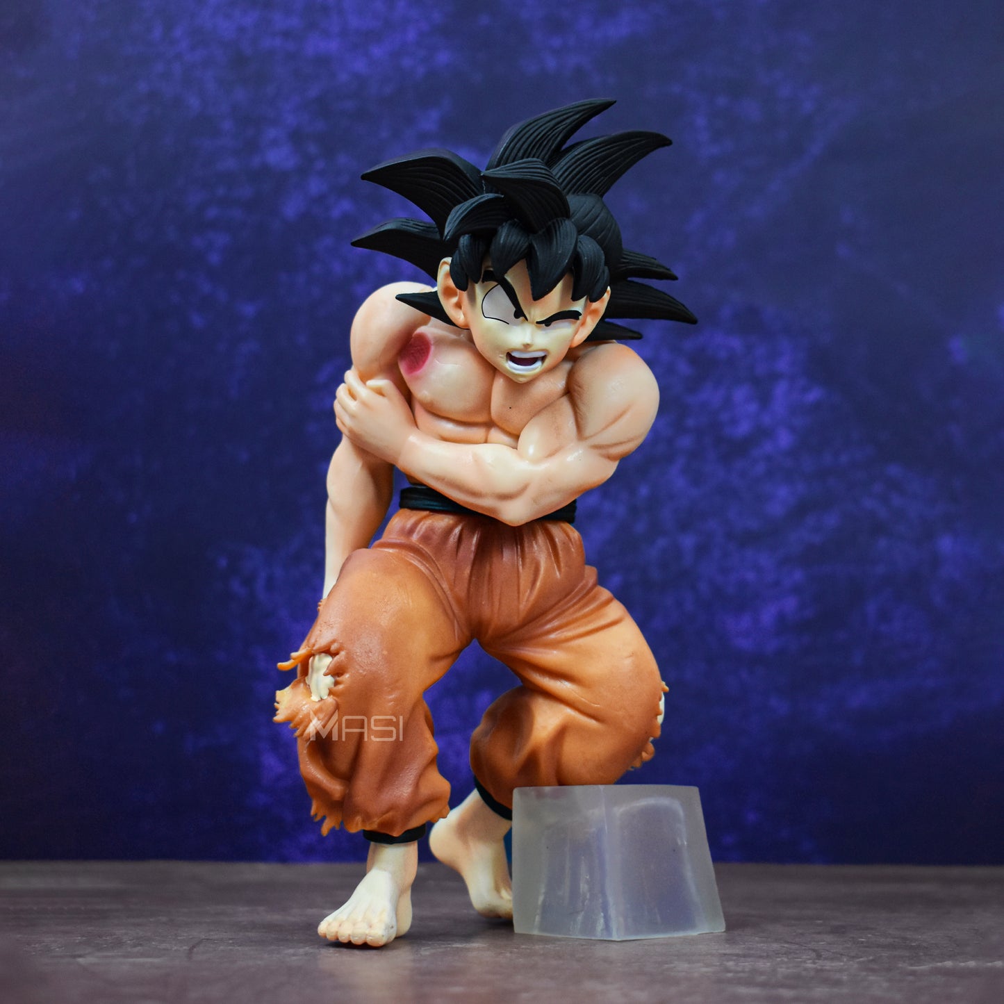 Son Goku Kaioken Battle Damaged Action Figure (22 Cm Height) - Dragon Ball Z