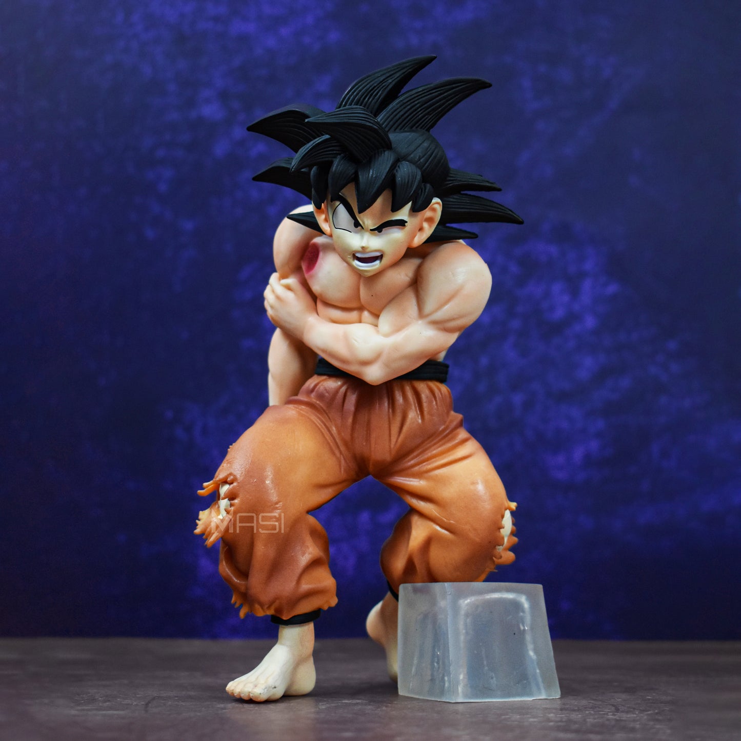Son Goku Kaioken Battle Damaged Action Figure (22 Cm Height) - Dragon Ball Z