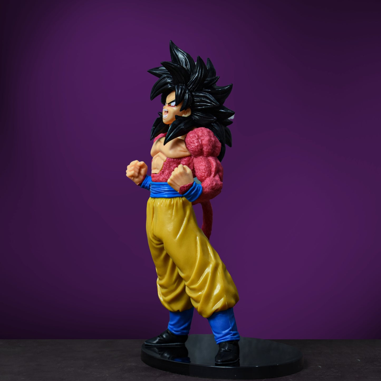 SON GOKU SSJ4 ACTION FIGURE WITH STAND (21 CM HEIGHT) - DRAGON BALL Z
