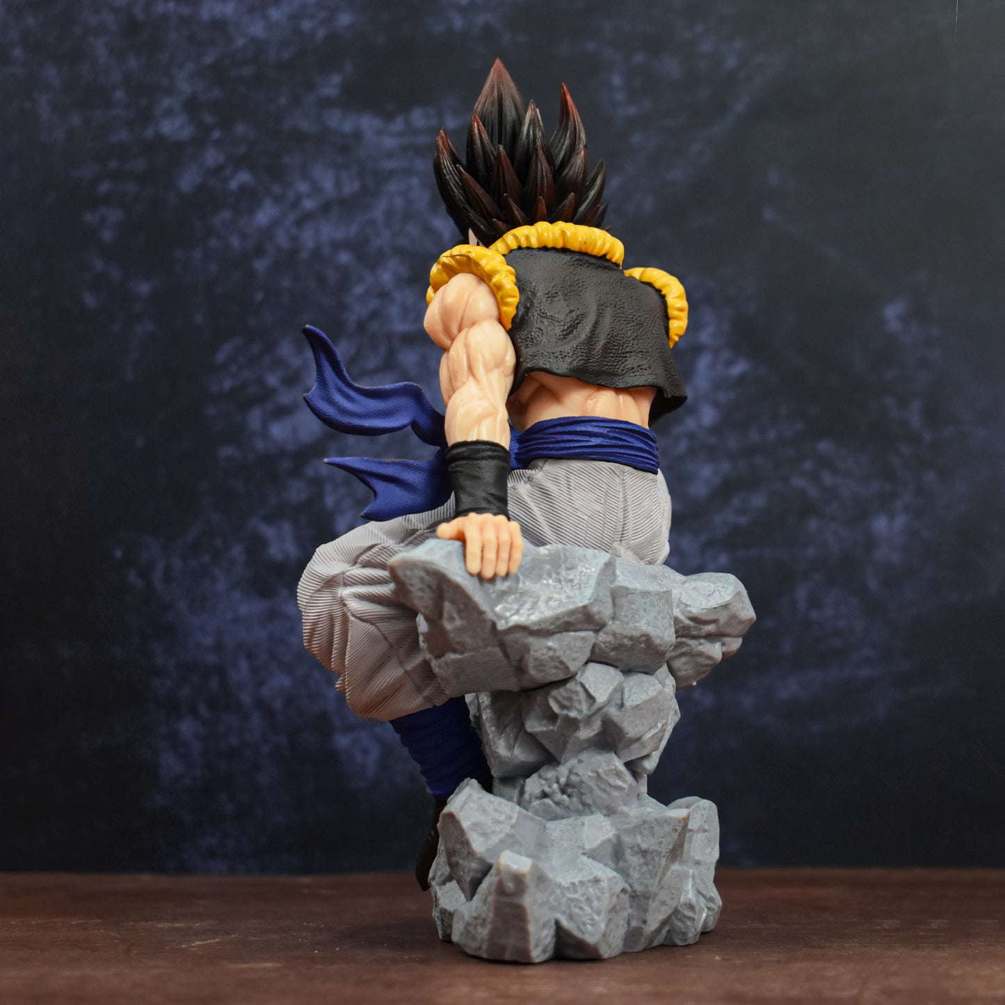 Gogeta Iconic Sitting Action Figure With 3 Relplaceable Heads (24 Cm Height) - Dragon Ball Z