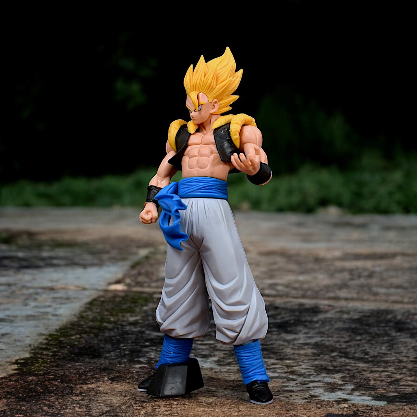GOGETA SSJ2 ACTION FIGURE WITH STAND (30 CM HEIGHT) - DRAGON BALL Z