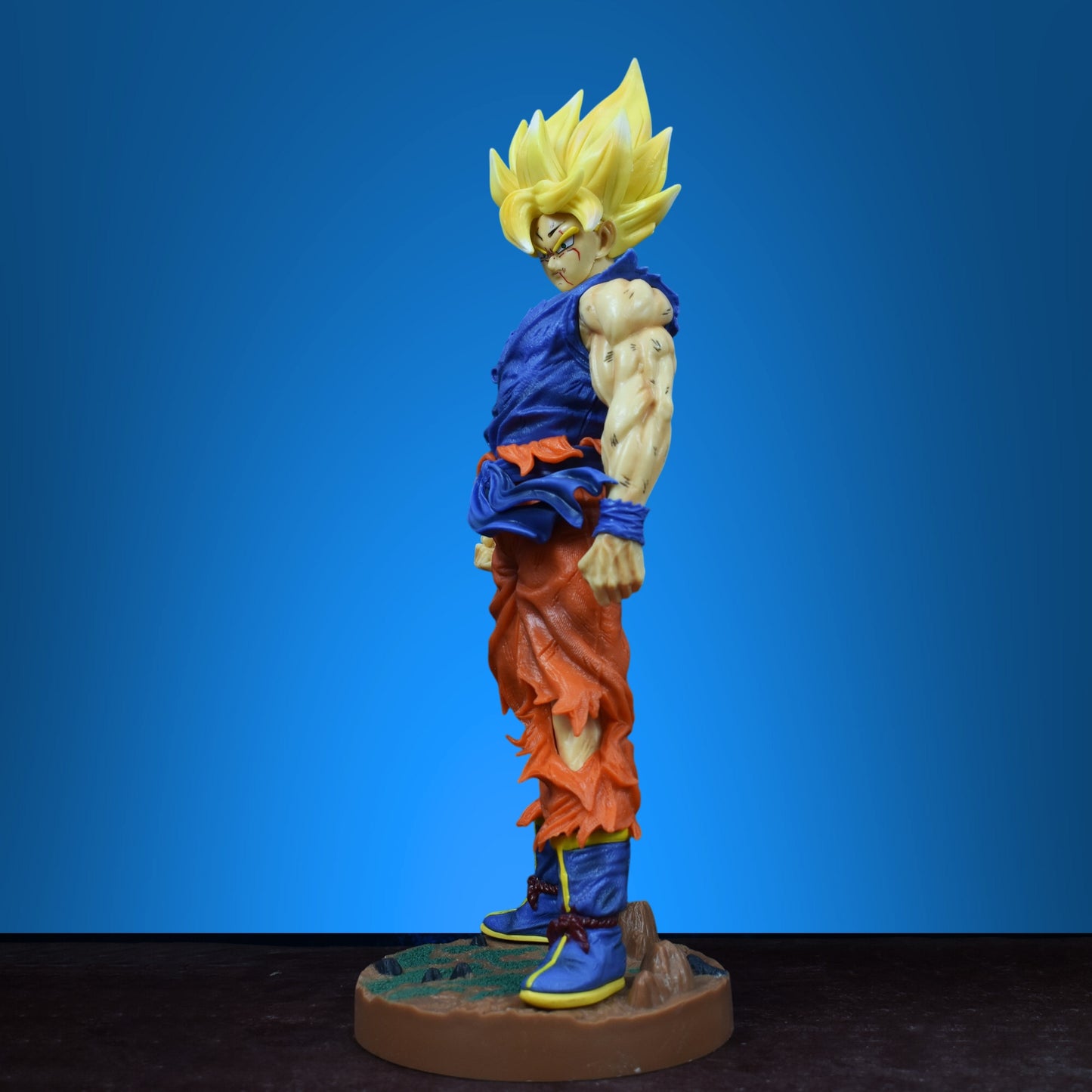 SON GOKU ACTION FIGURE WITH STAND (43 CM HEIGHT) - DRAGON BALL Z