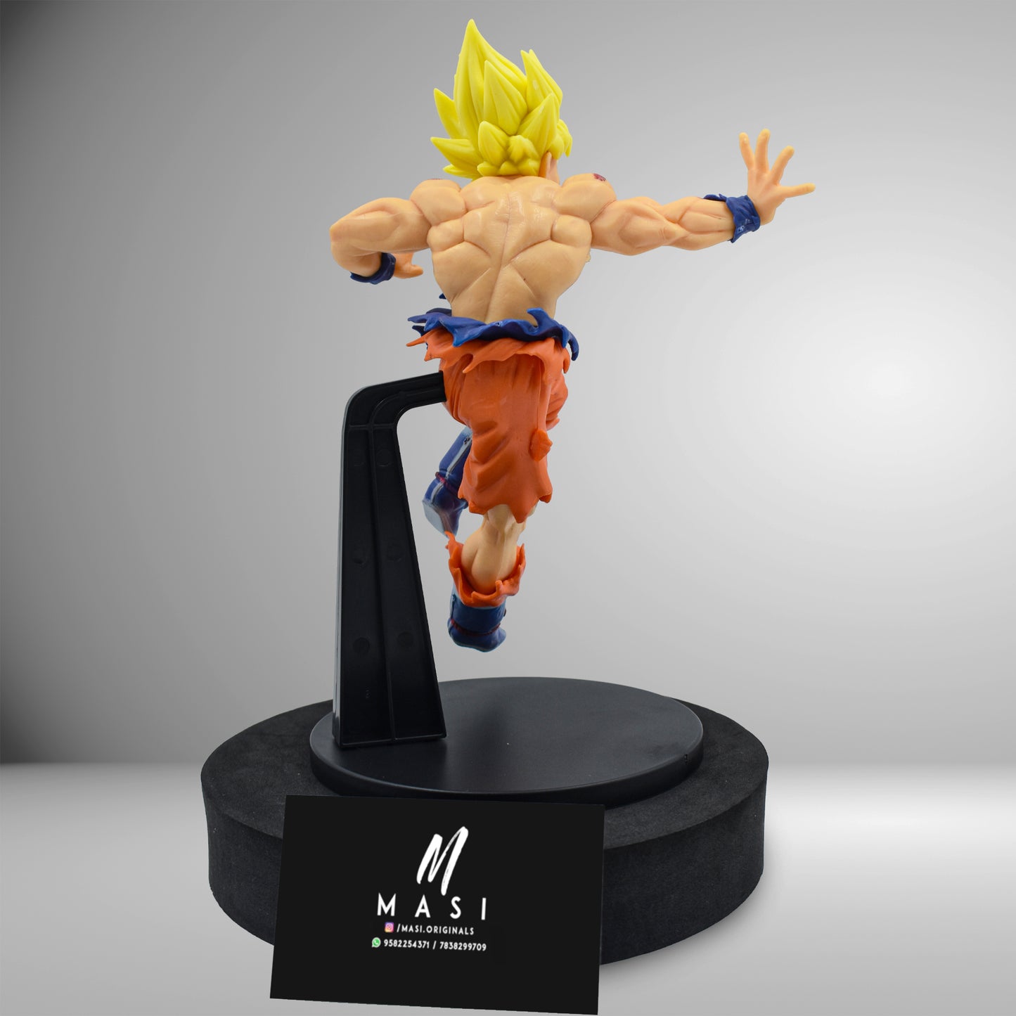 Dragon Ball Z Son Goku Super Saiyan Action Figure With Stand