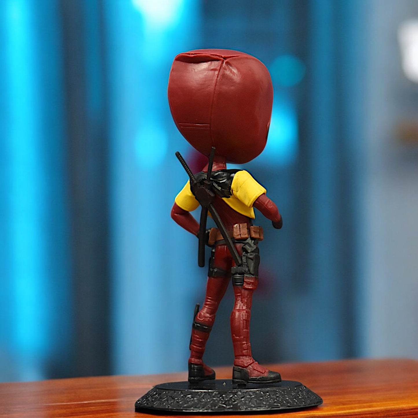 DEADPOOL Q STYLE ACTION FIGURE WITH STAND (15 CM HEIGHT)