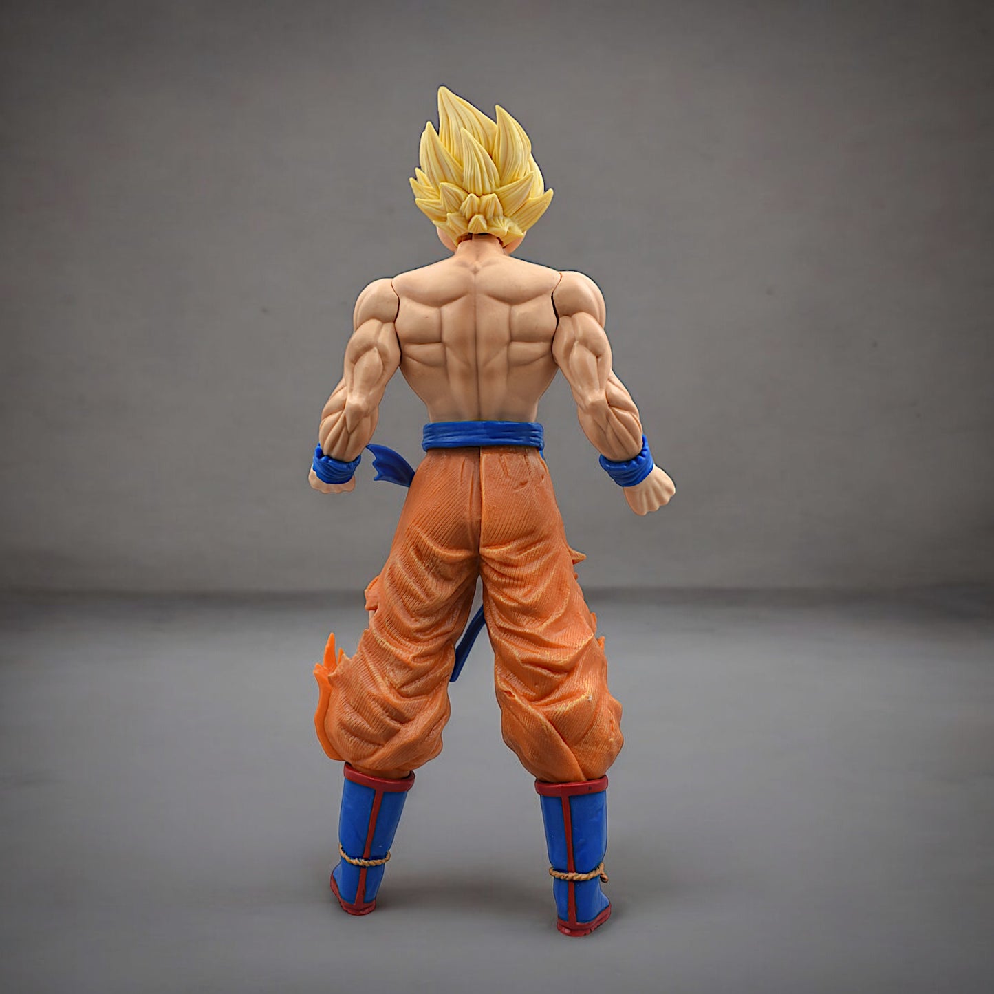 Ssj Goku Action Figure With Box (34 Cm Height) - Dragon Ball Z