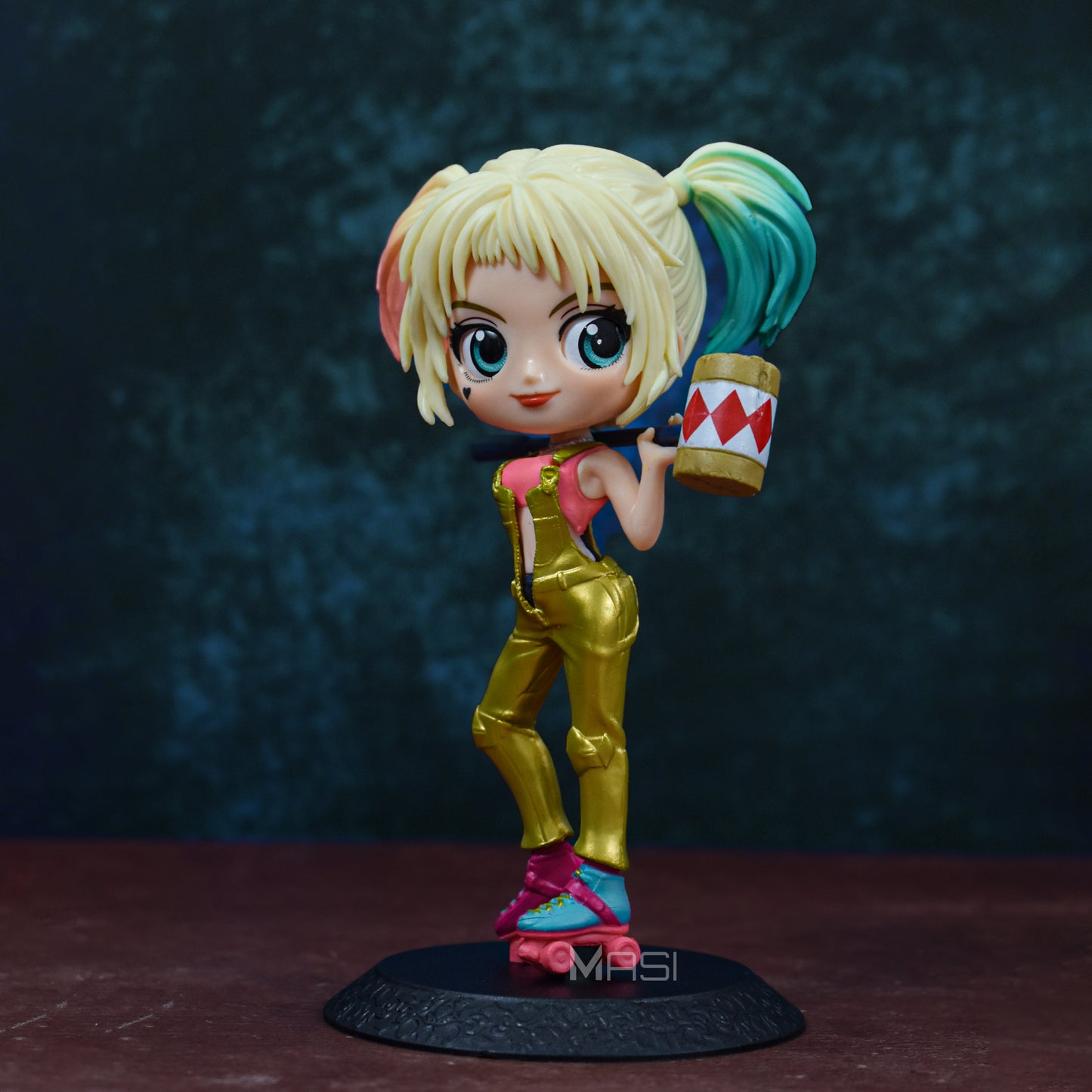 Harley Quinn Iconic Q Posket Action Figure With Stand (16 Cm Height)