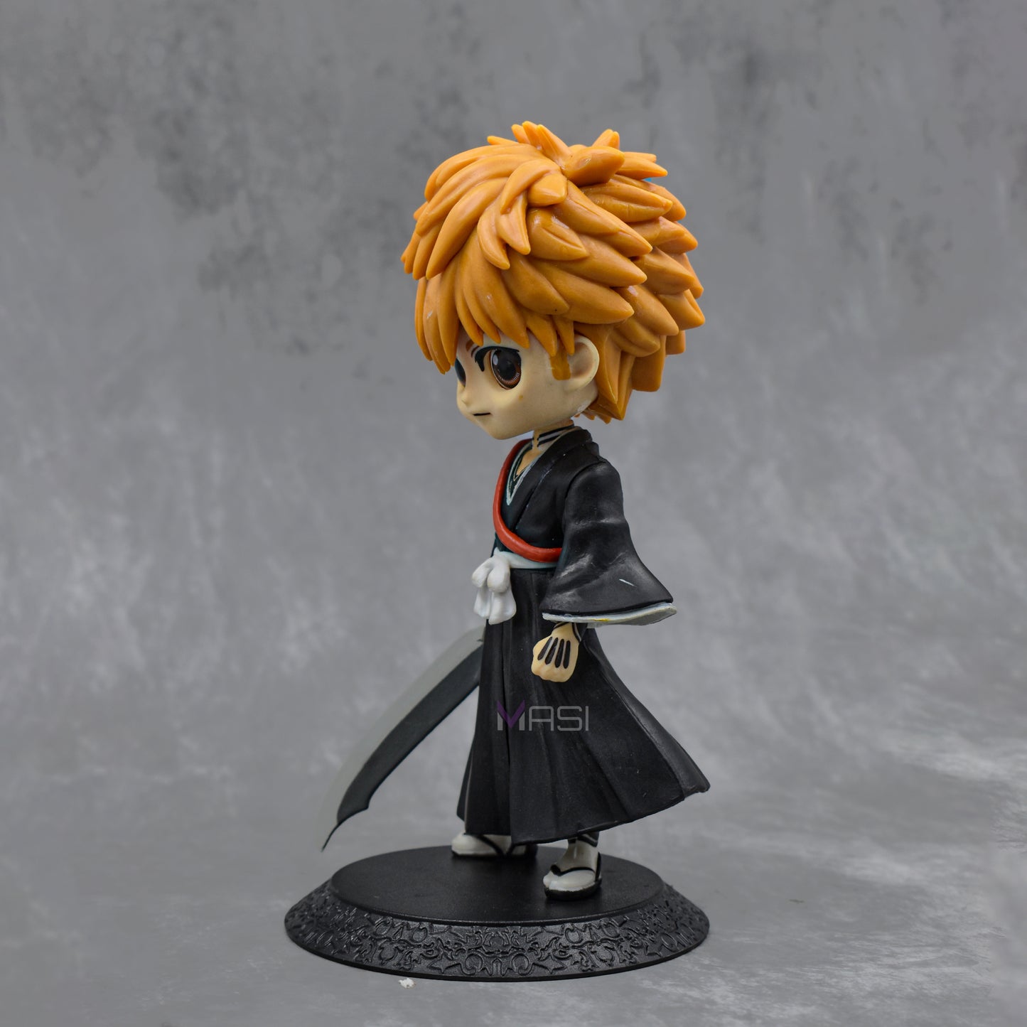 Ichigo Kurosaki Q Posket Figurine With Sword (15 Cm Height) - Bleach