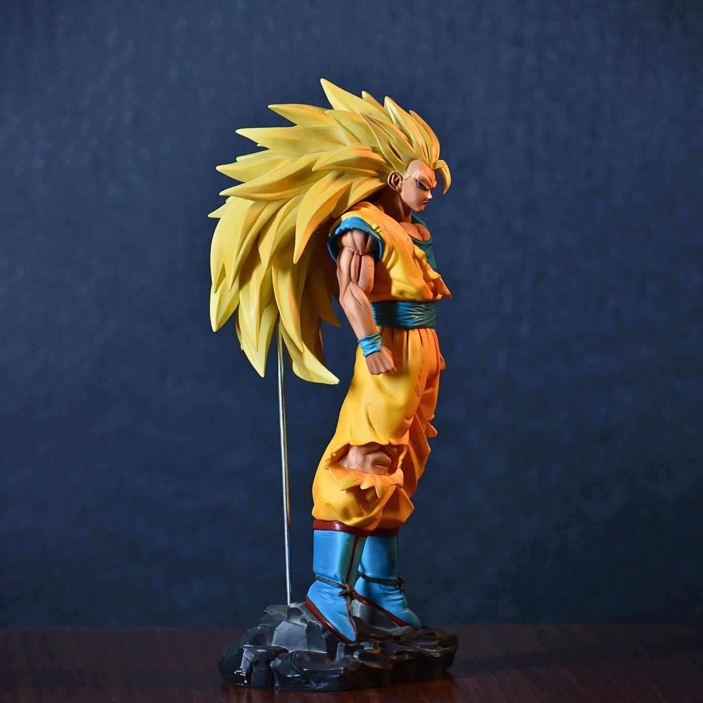 SON GOKU SSJ3 ICONIC ACTION FIGURE (28 CM HEIGHT) - DRAGON BALL Z