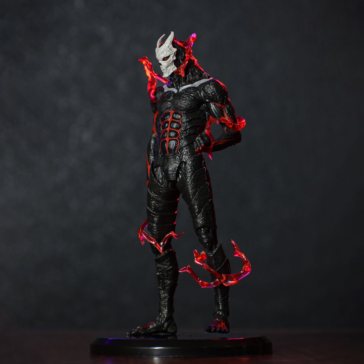 KAIJU NO. 8 HUMANOID FORM ACTION FIGURE (KAIJU NO. 9) - 20 CM HEIGHT