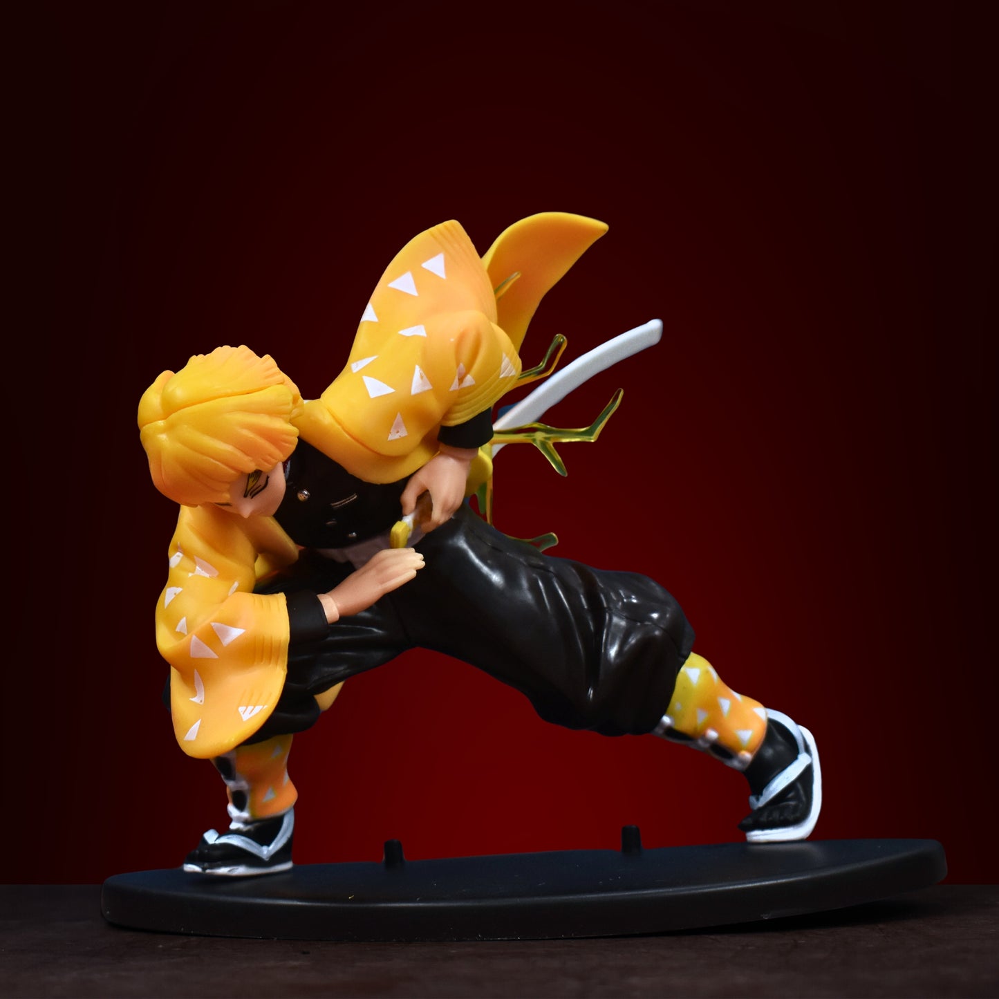 ZENITSU ACTION FIGURE WITH SWORD (13 X 17 CM) - DEMON SLAYER