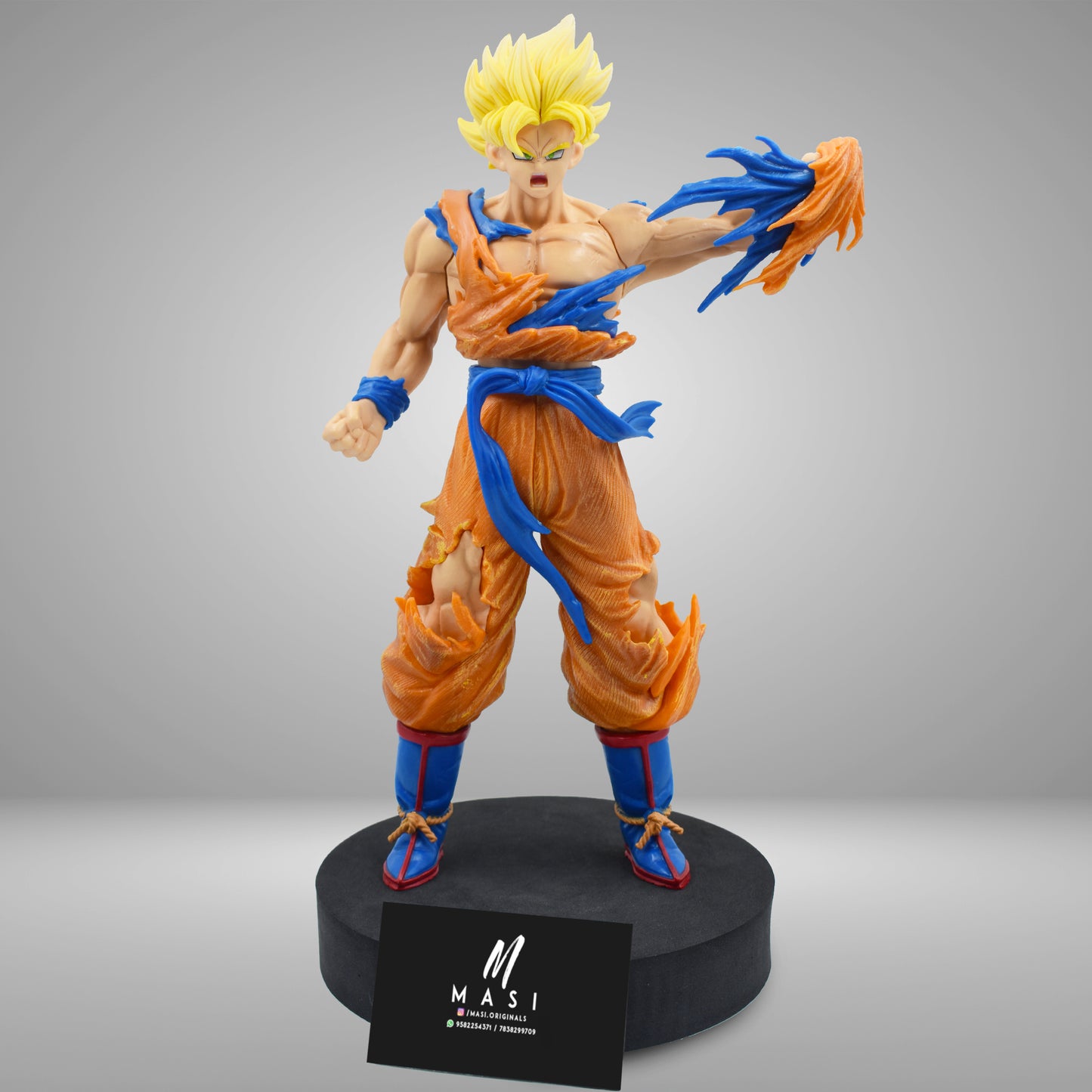 Dragon Ball Z Action Figures Collectible Statue (Goku Battle Damage)