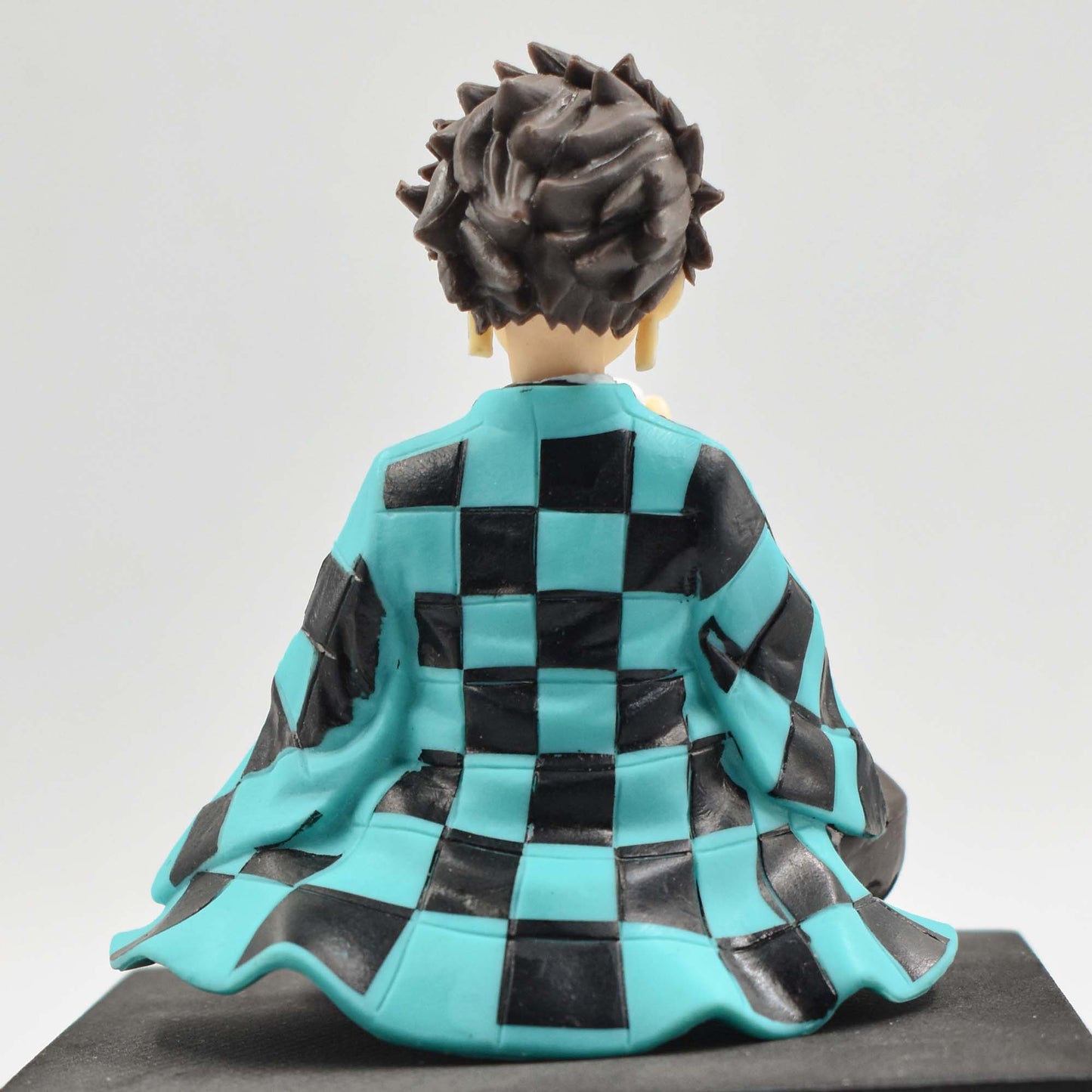 Tanjiro Kamado Sitting Action Figure - Demon Slayer