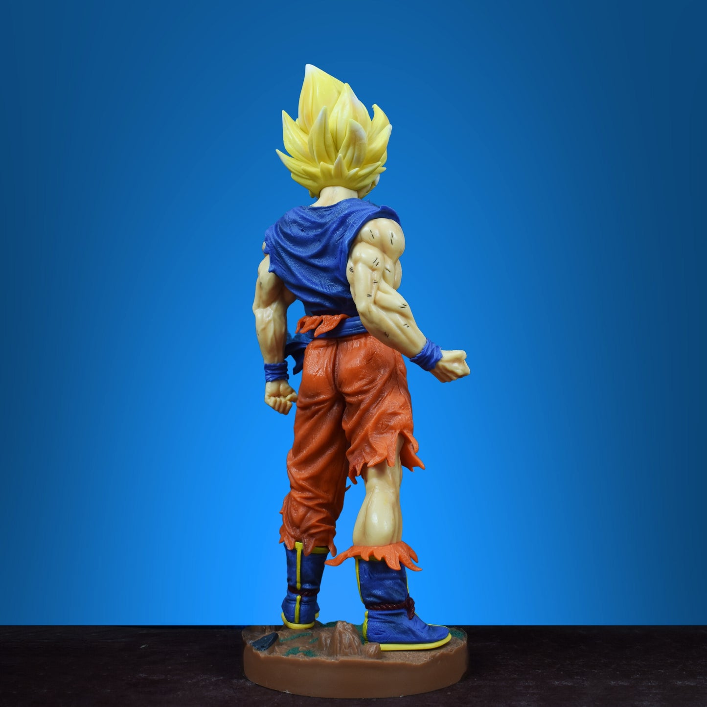 SON GOKU ACTION FIGURE WITH STAND (43 CM HEIGHT) - DRAGON BALL Z