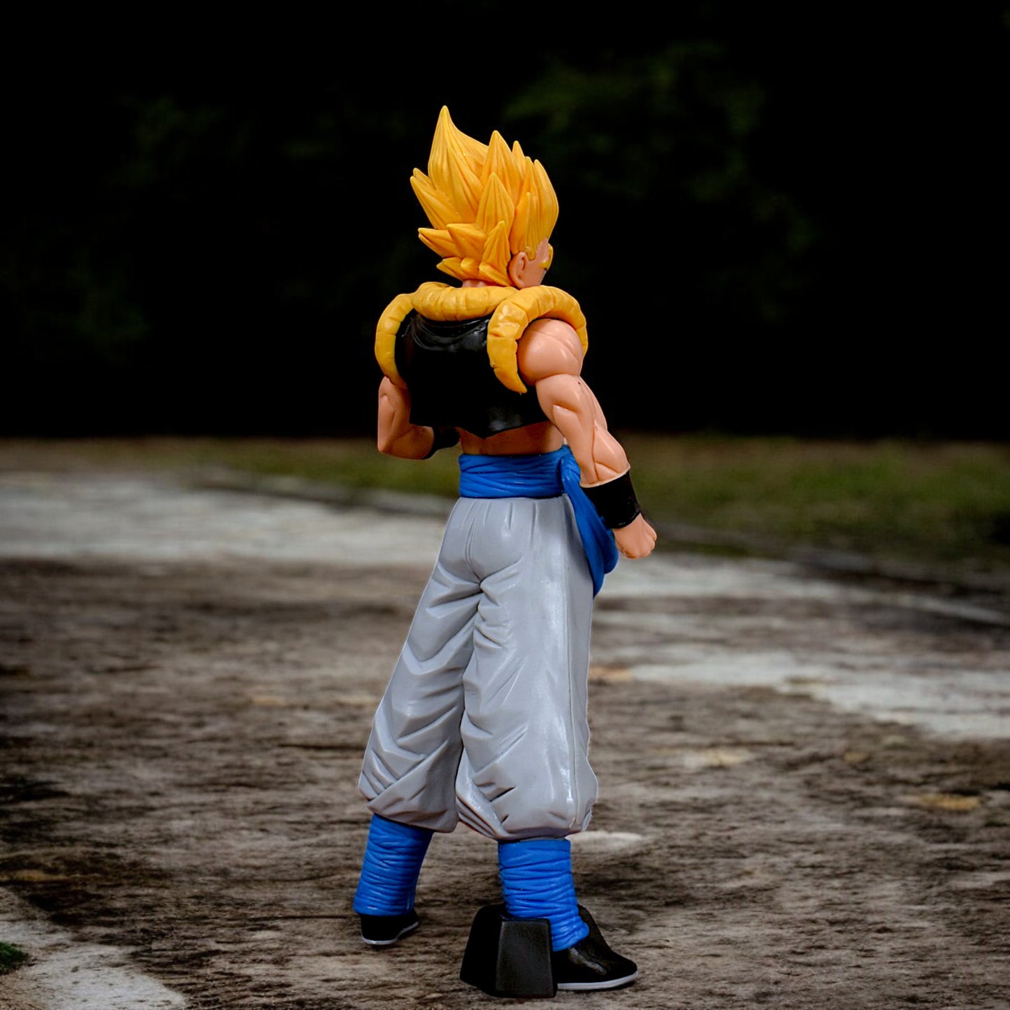 GOGETA SSJ2 ACTION FIGURE WITH STAND (30 CM HEIGHT) - DRAGON BALL Z