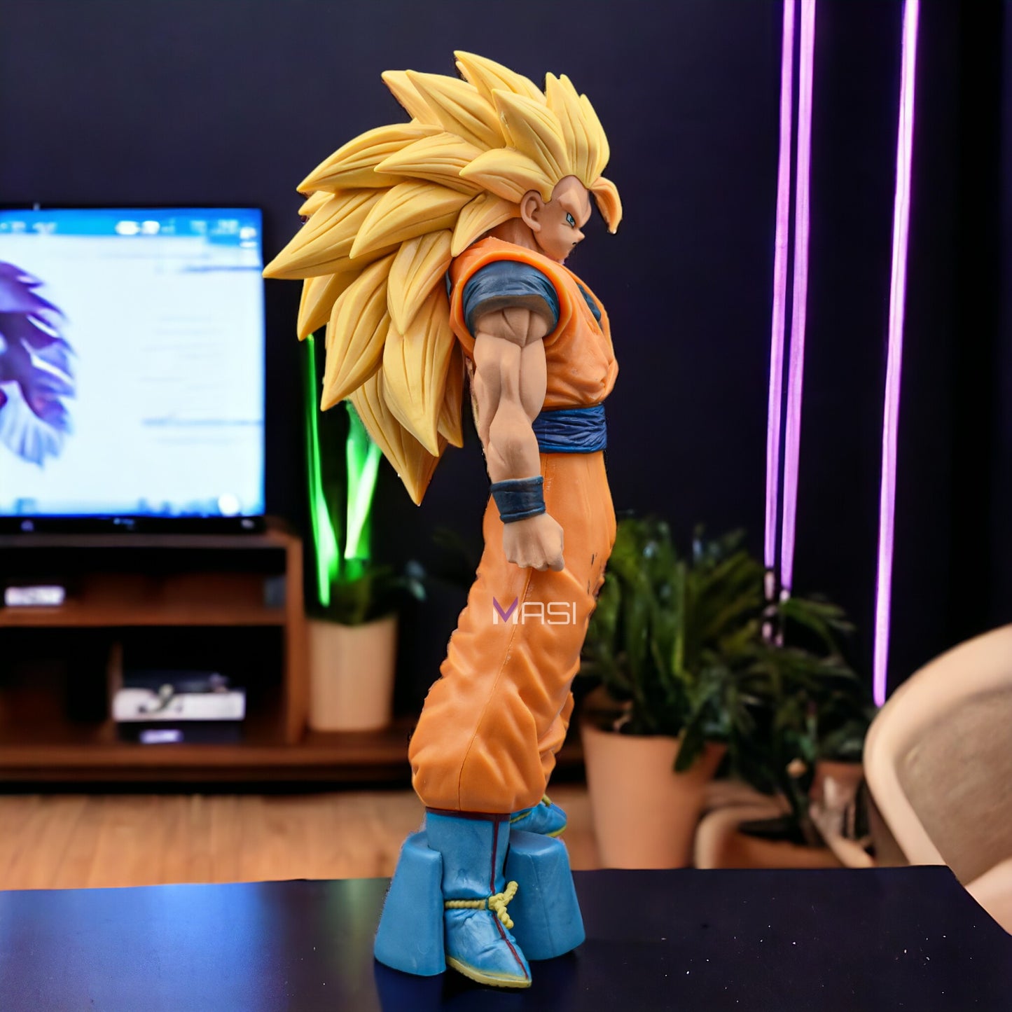 Goku Ssj3 Iconic Limited Edition Action Figure (28 Cm Height) - Dragon Ball Z