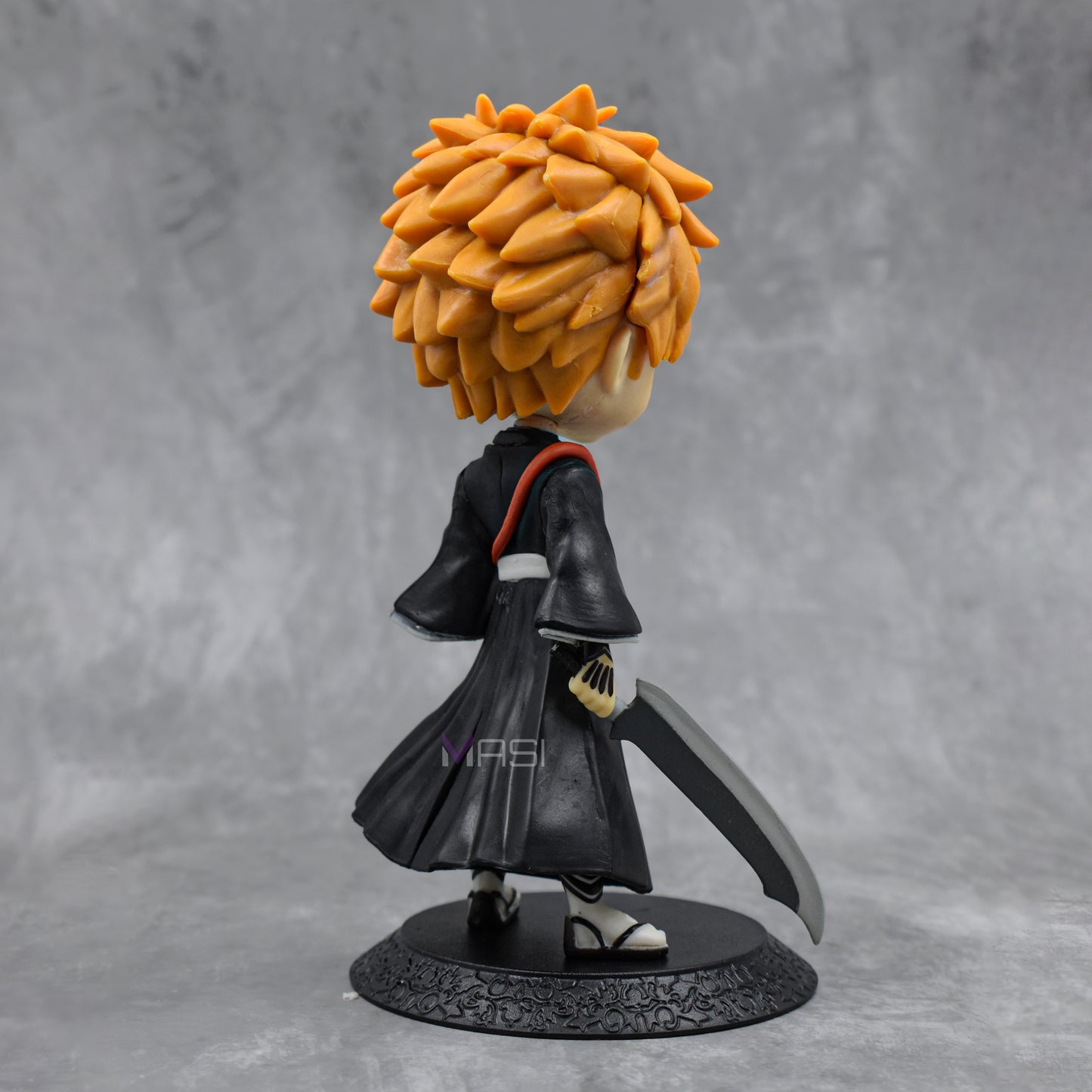 Ichigo Kurosaki Q Posket Figurine With Sword (15 Cm Height) - Bleach