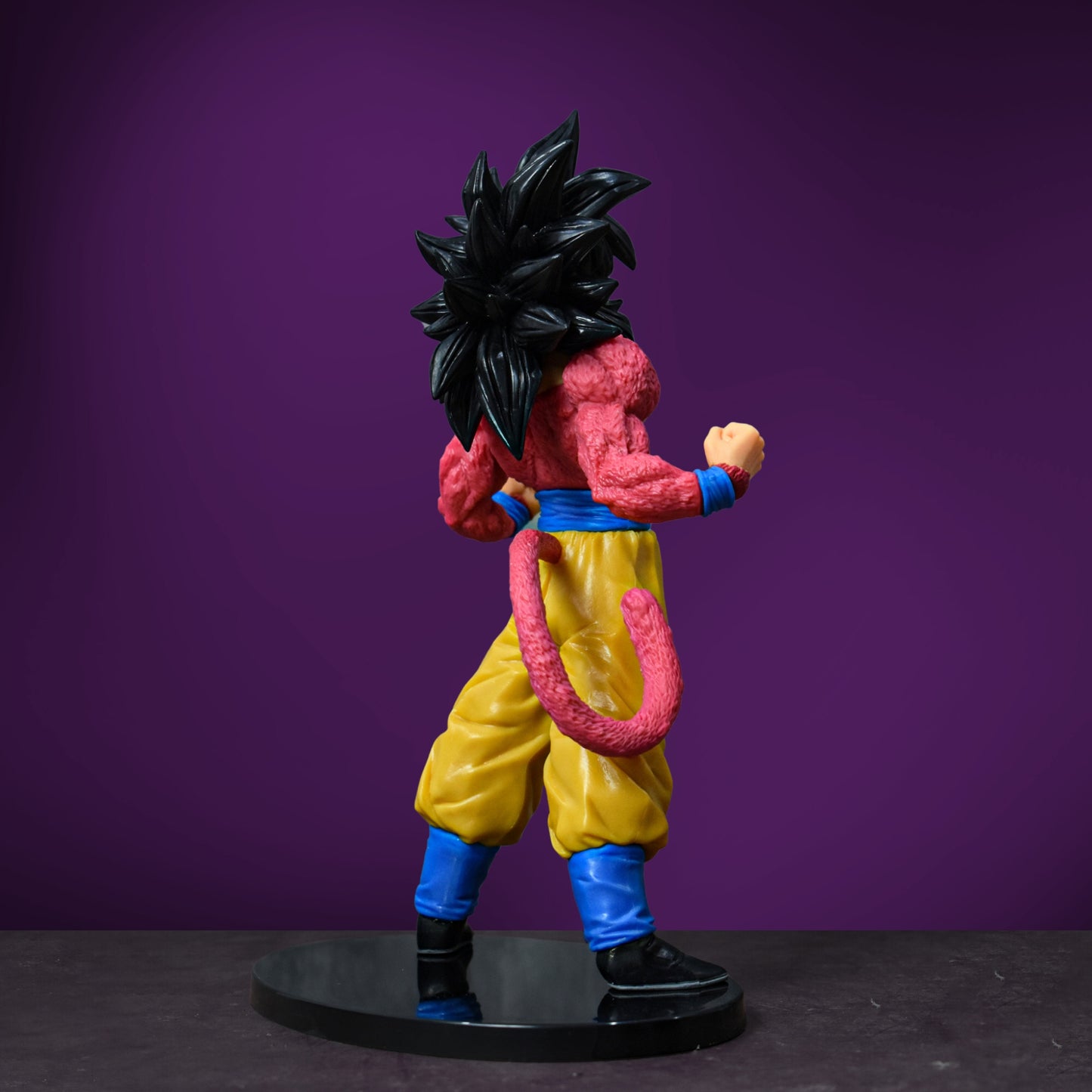 SON GOKU SSJ4 ACTION FIGURE WITH STAND (21 CM HEIGHT) - DRAGON BALL Z