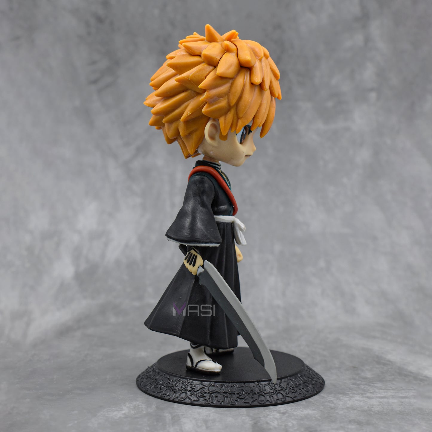 Ichigo Kurosaki Q Posket Figurine With Sword (15 Cm Height) - Bleach