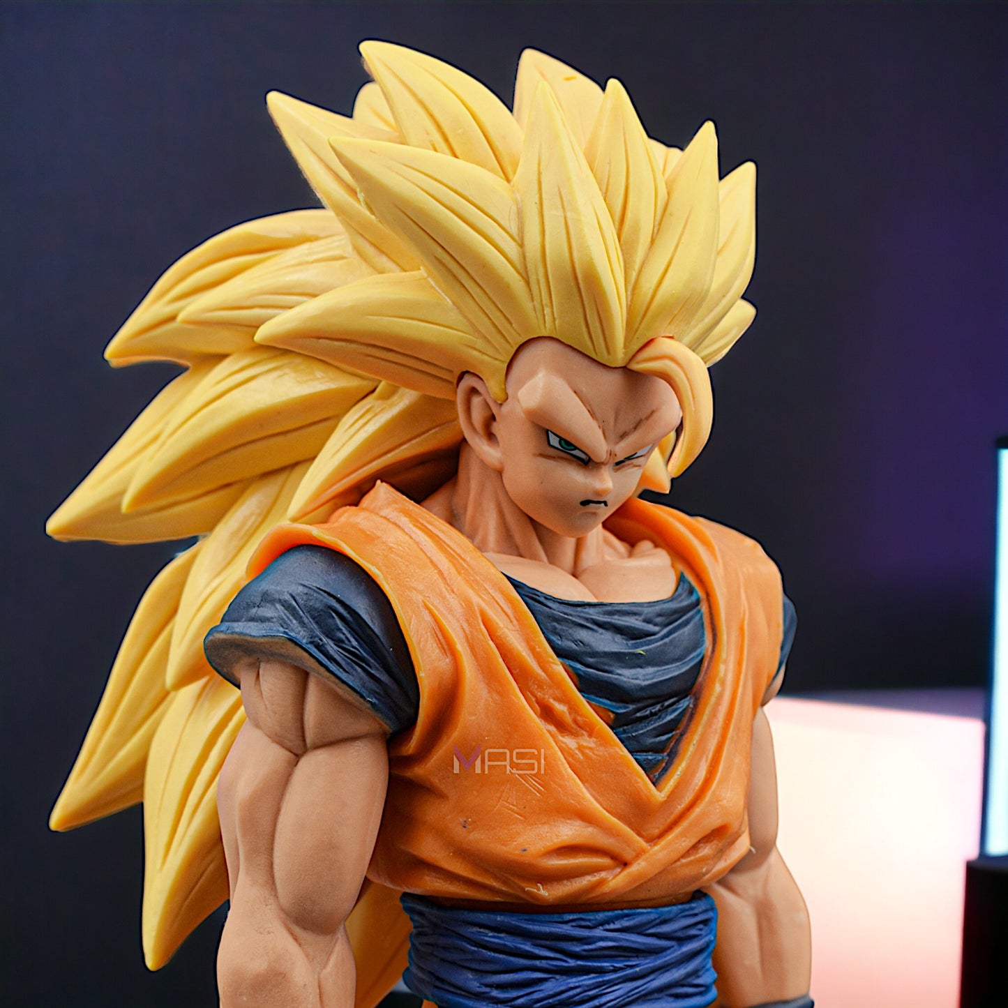 Goku Ssj3 Iconic Limited Edition Action Figure (28 Cm Height) - Dragon Ball Z