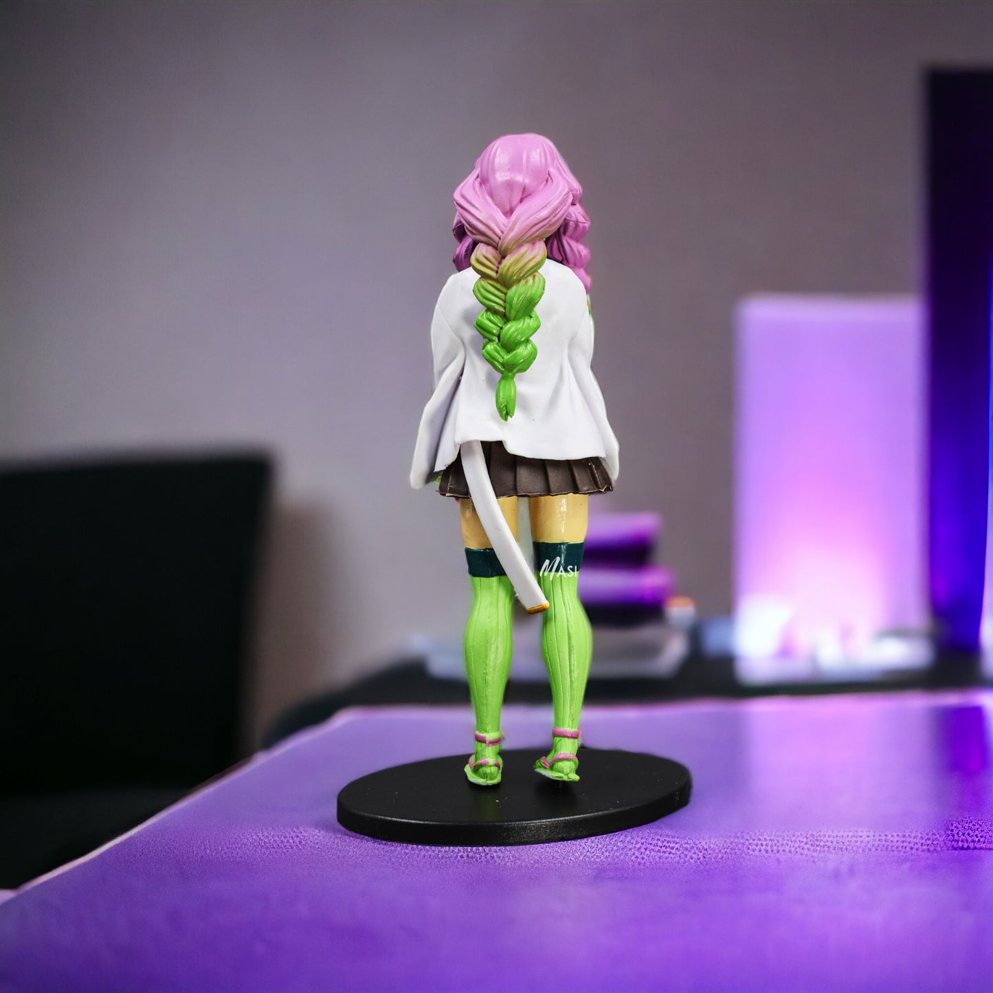 Mitsuri Kanroji Action Figure With Stand - Demon Slayer: Kimetsu No Yaiba