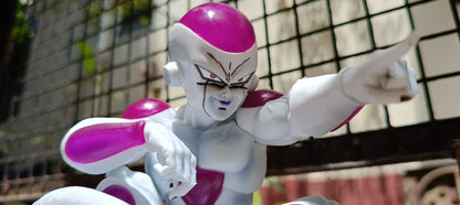 Ultimate Frieza Sitting Action Figure (14 Cm Height) - Dragon Ball Z