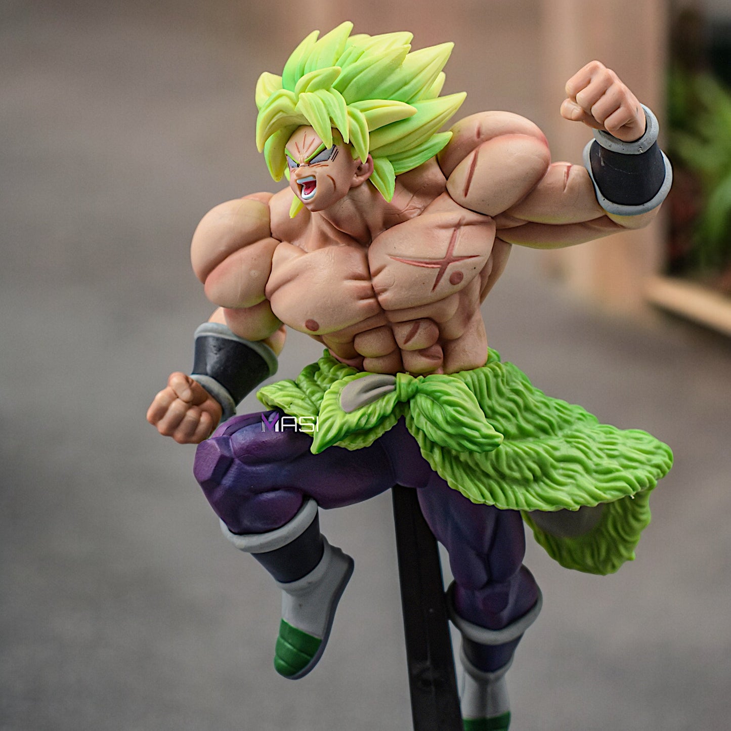 Broly Green Angry Action Figure With Stand (24 Cm Height) - Dragon Ball Z/super