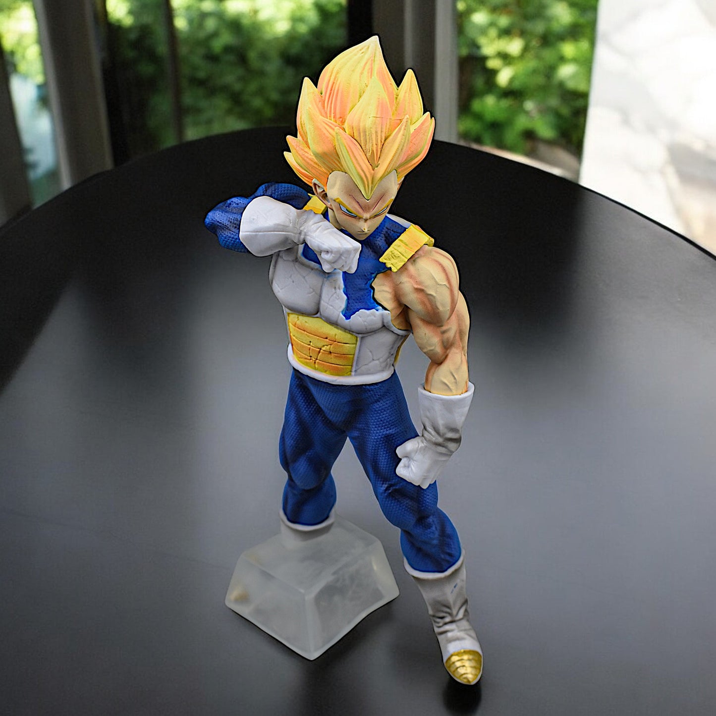 Prince Vegeta Iconic Ssj Action Figure With Stand (26 Cm Height) - Dragon Ball Z
