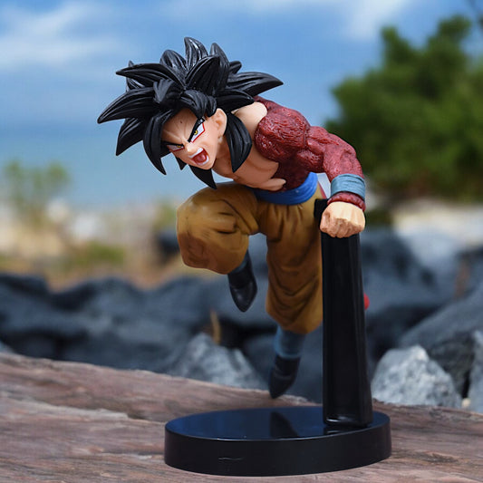 SON GOKU SSJ4 PUNCHING ACTION FIGURE WITH STAND (20 CM HEIGHT) - DRAGON BALL Z