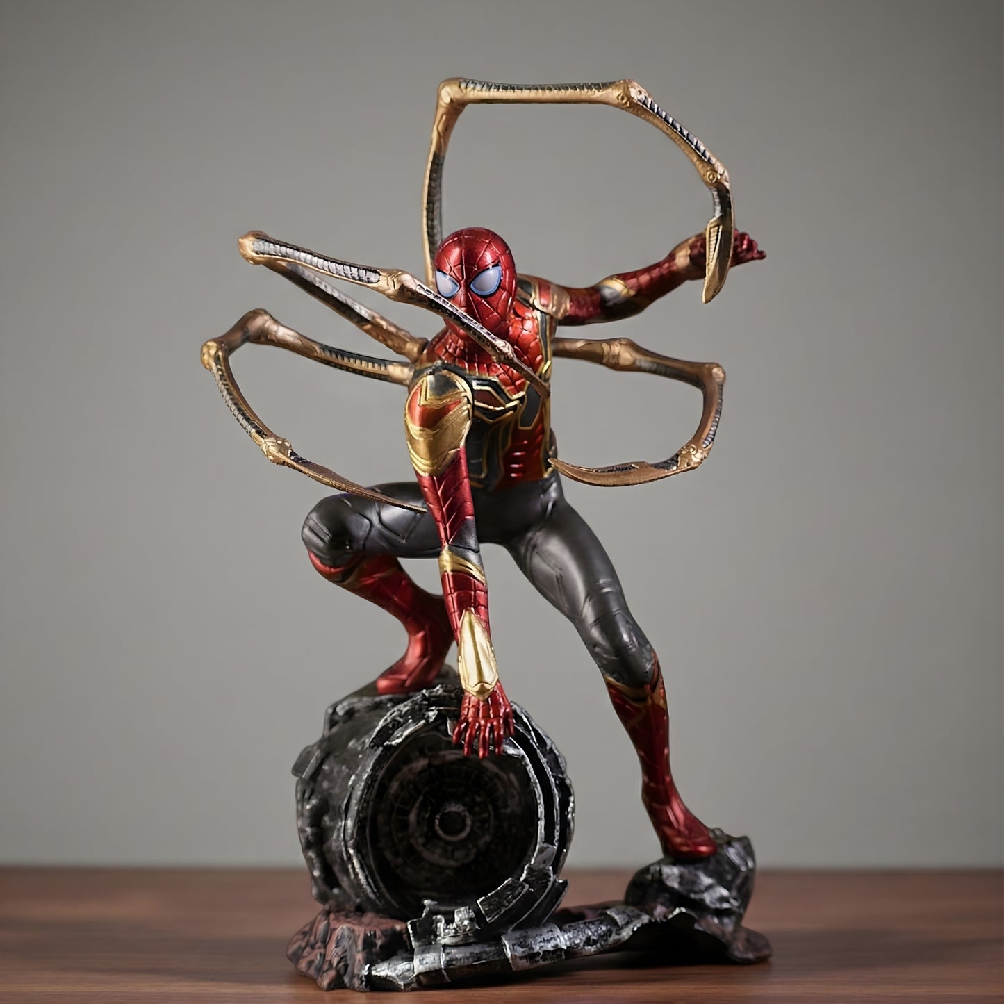 SPIDERMAN ACTION FIGURE (21 CMM HEIGHT)