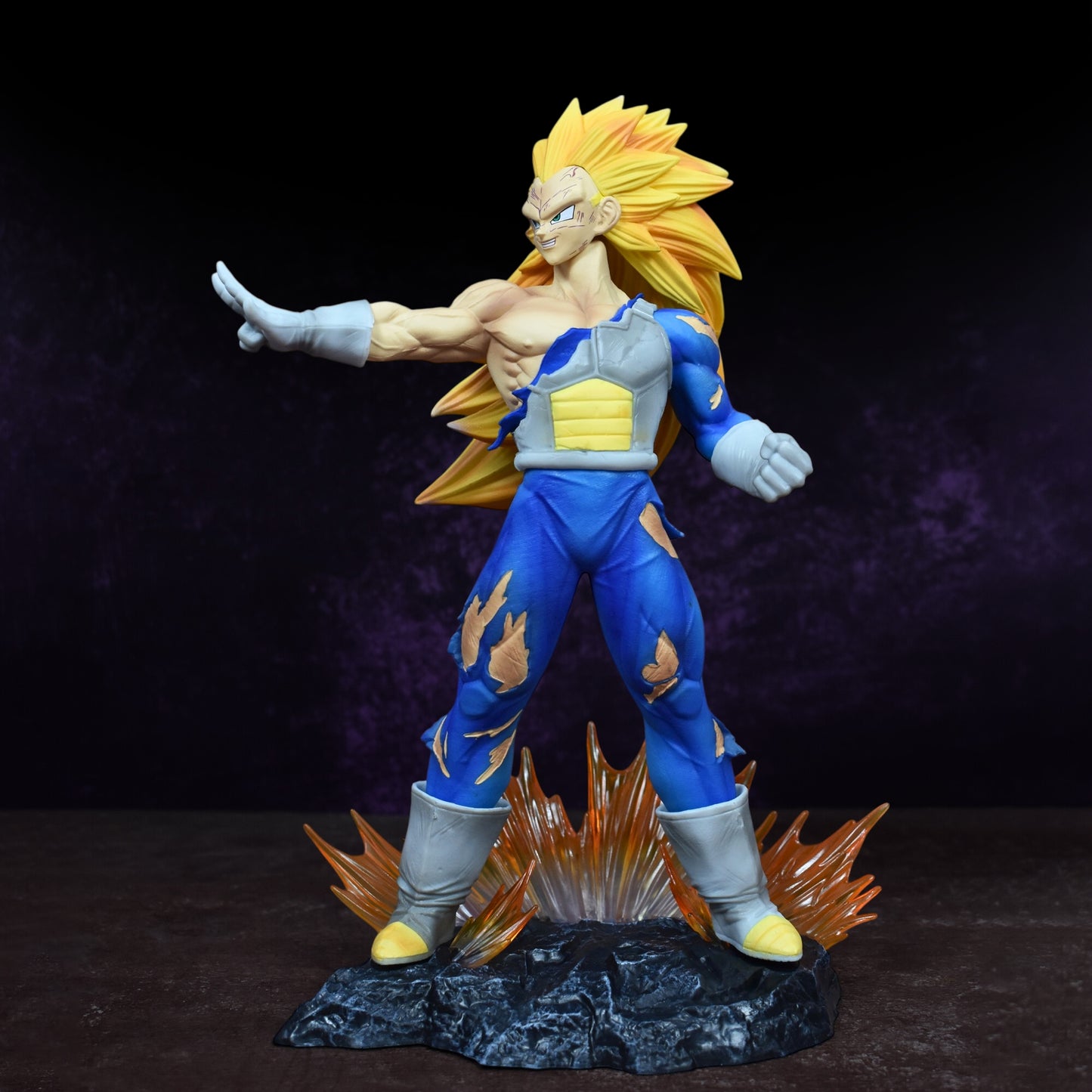 VEGETA SSJ3 ACTION FIGURE WITH STAND (28 CM HEIGHT) - DRAGON BALL Z
