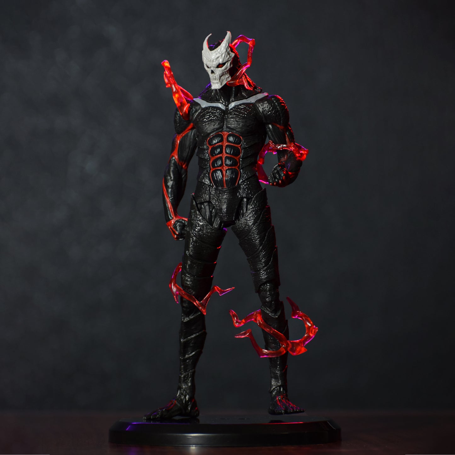 KAIJU NO. 8 HUMANOID FORM ACTION FIGURE (KAIJU NO. 9) - 20 CM HEIGHT