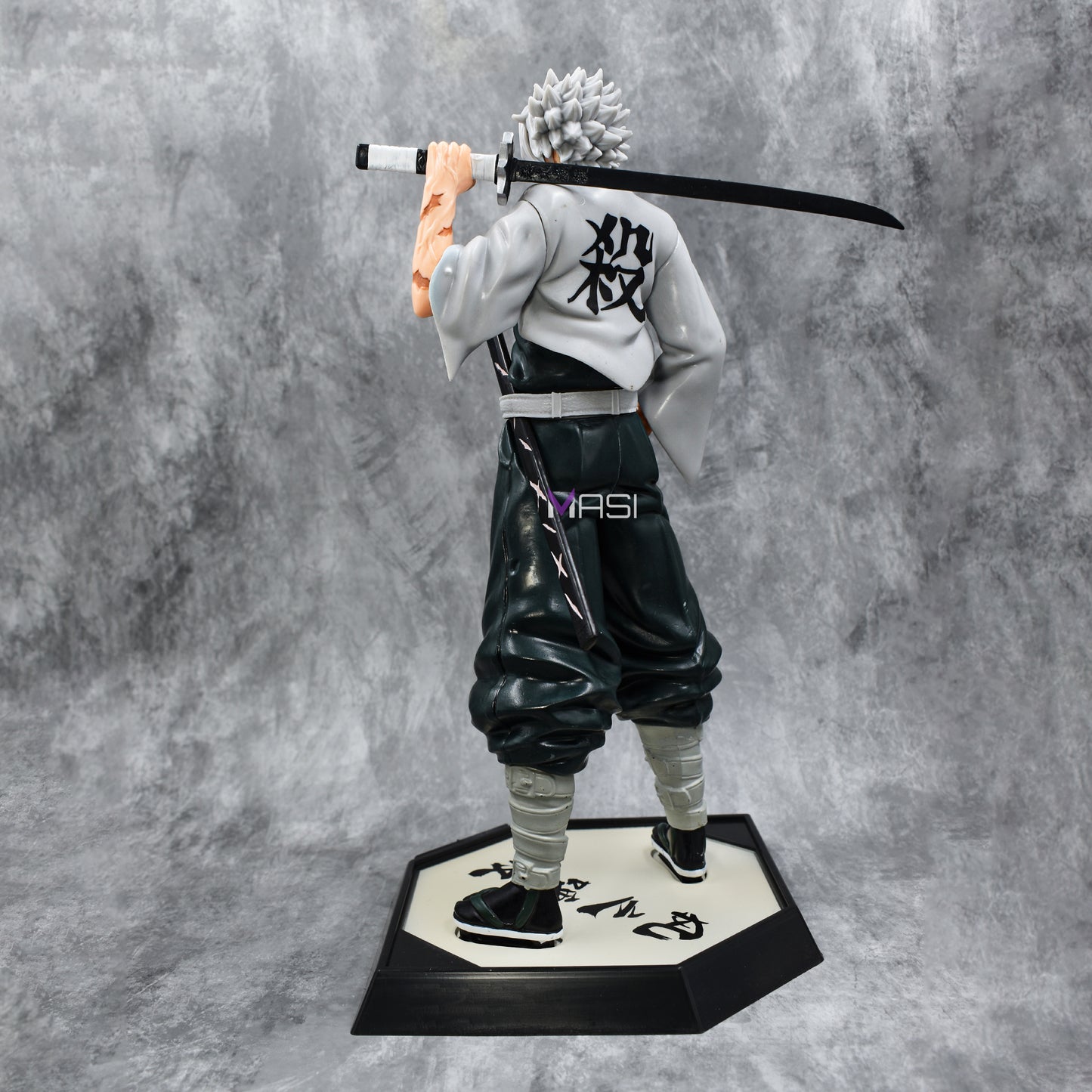 The Wind Hashira - Sanemi Shinazugawa Action Figure (30 Cm Height) -  Demon Slayer