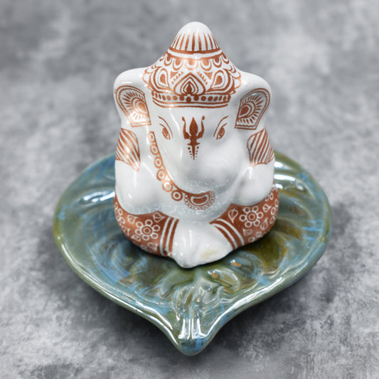 Marble Ganesha Ji Home Decoration Statue Murti God Idol Statues For Home, Office & Car Dashboard Small (6 Cm Height) (Ganesh Ji)