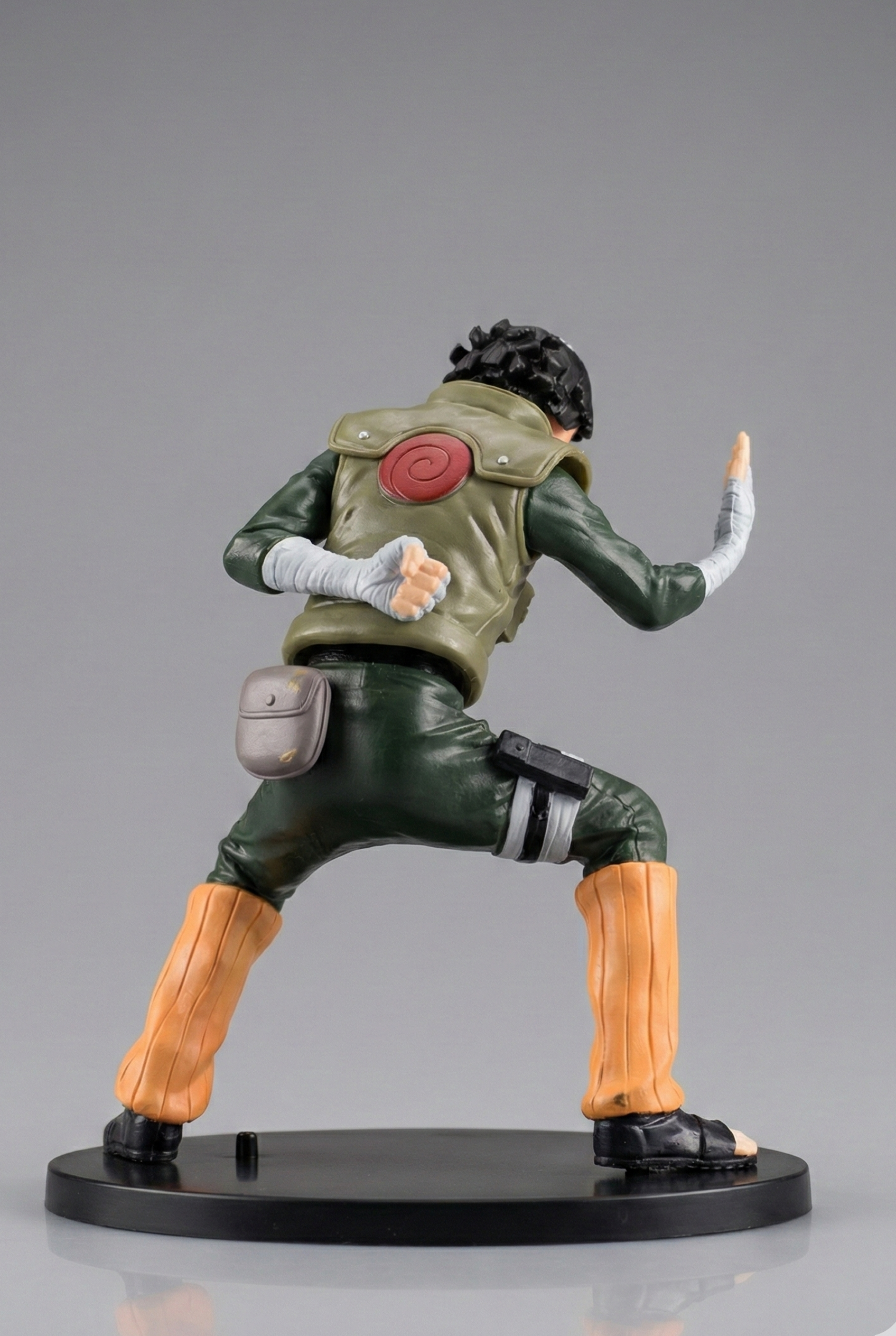 ROCK LEE CHALLENGING ACTION FIGURE WITH STAND (17 CM HEIGHT) - NARUTO