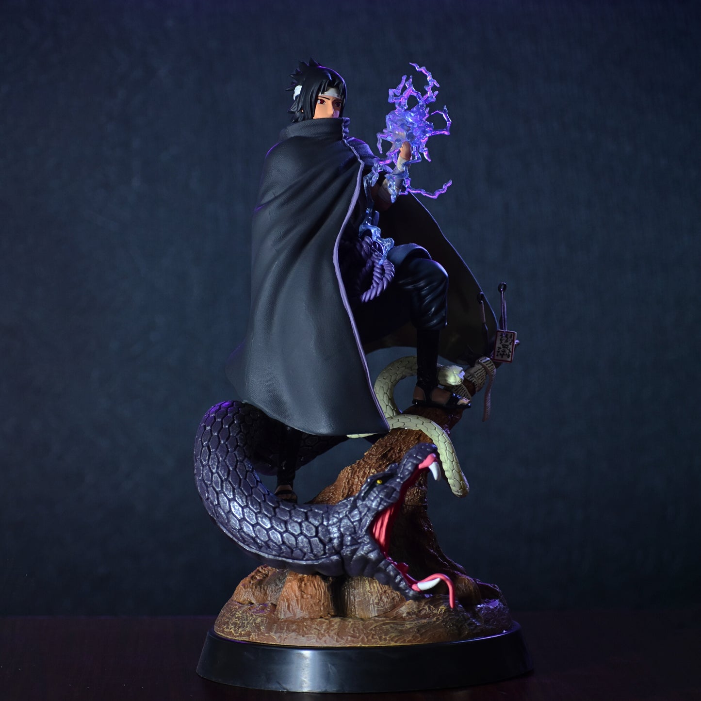 SASUKE UCHIHA EXCLUSIVE ACTION FIGURE (32 CM HEIGHT) REPLACEABLE BODY AND HEAD - NARUTO