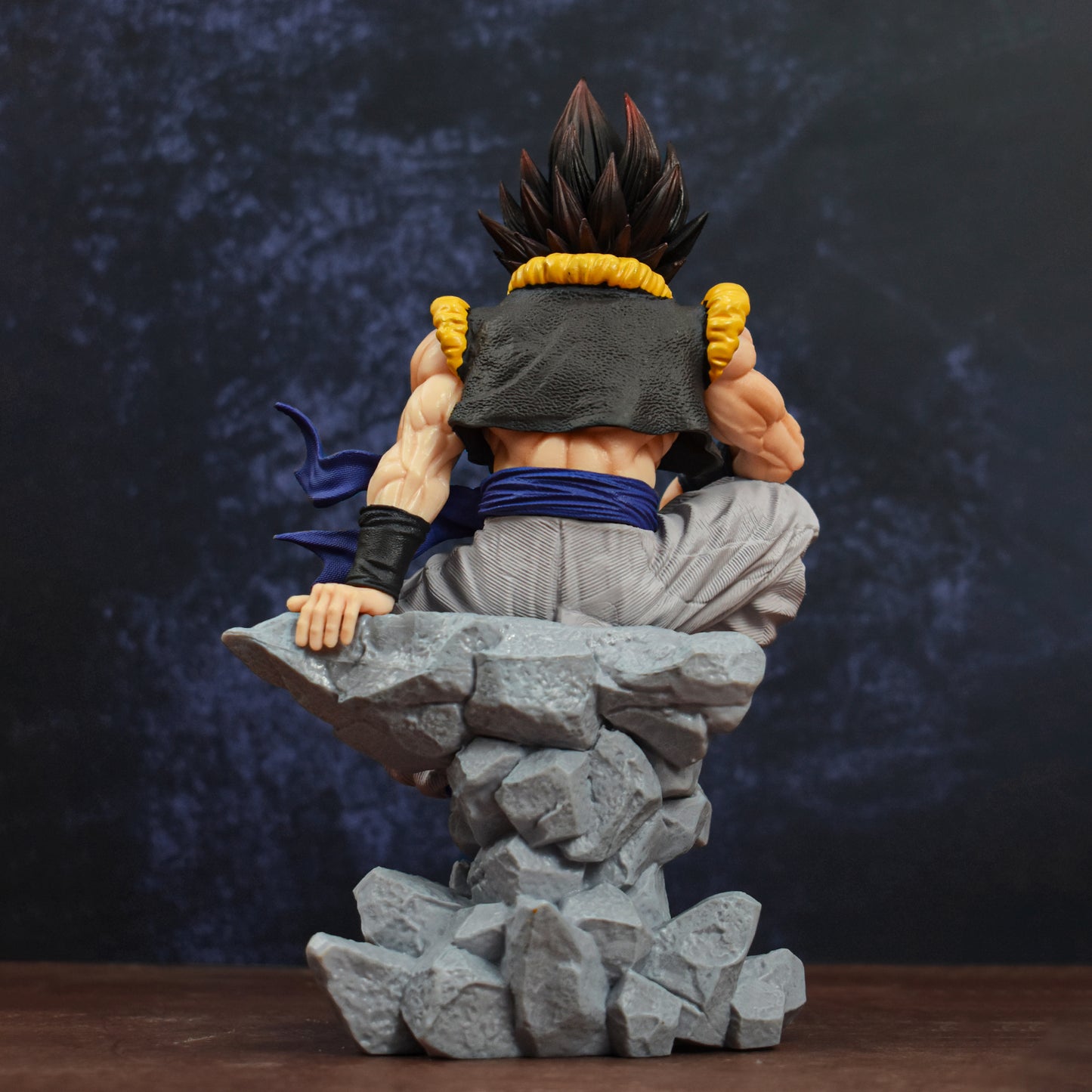 Gogeta Iconic Sitting Action Figure With 3 Relplaceable Heads (24 Cm Height) - Dragon Ball Z