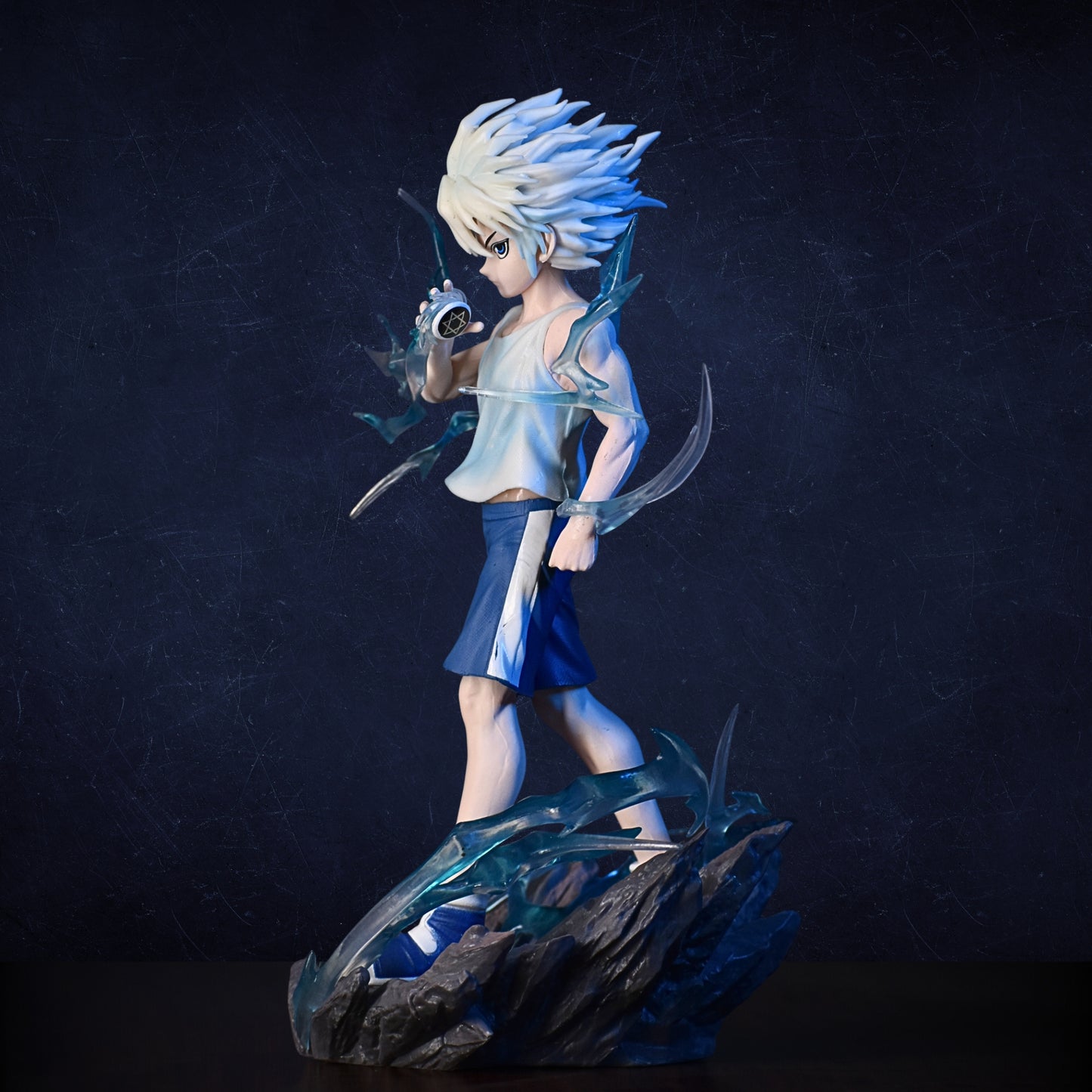 KILLUA ACTION FIGURE WITH THUNDER STAND (24 CM HEIGHT) - HUNTER X HUNTER
