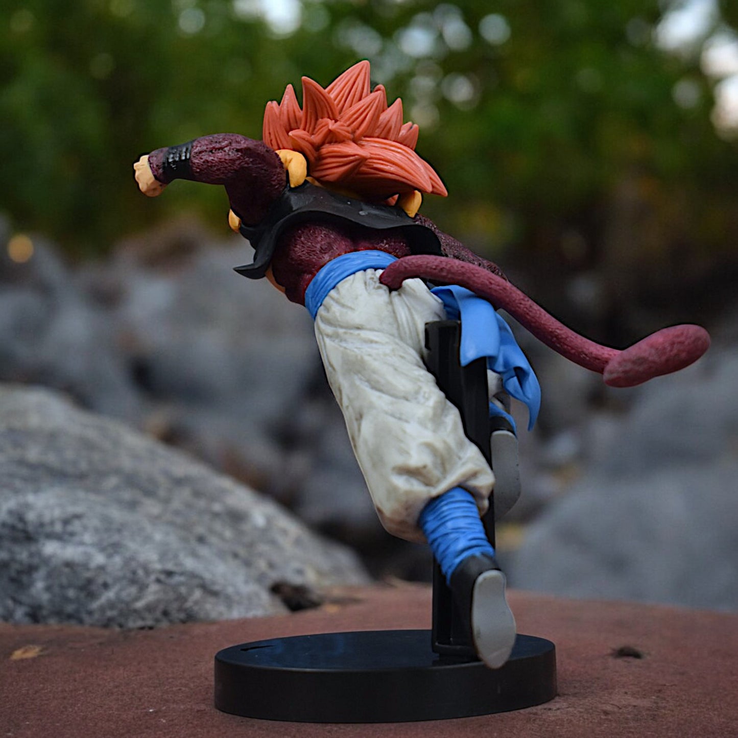 GOGETA SSJ4 PUNCHING ACTION FIGURE WITH STAND (20 CM HEIGHT) - DRAGON BALL Z