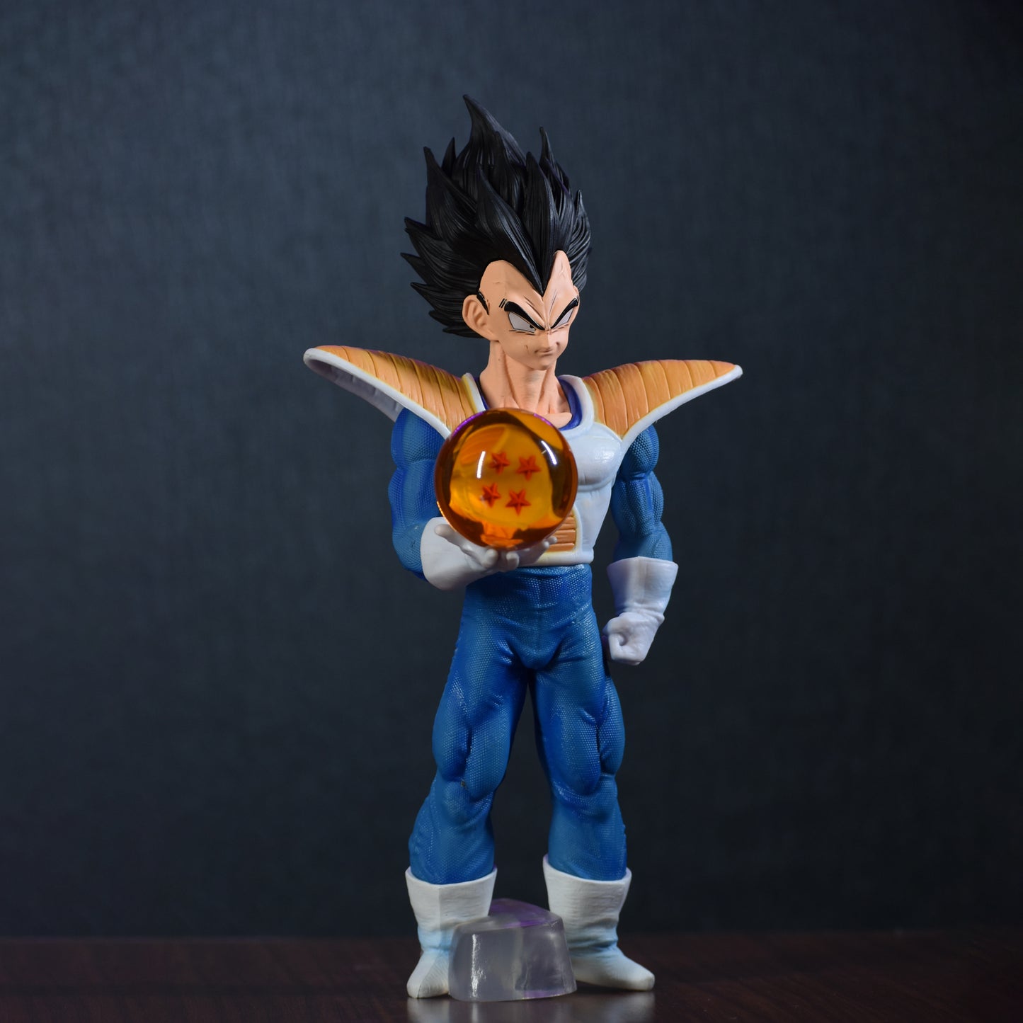 PRINCE VEGETA LIMITED EDITION ACTION FIGURE WITH DRAGON BALL IN HAND (26 CM HEIGHT) - DRAGON BALL Z