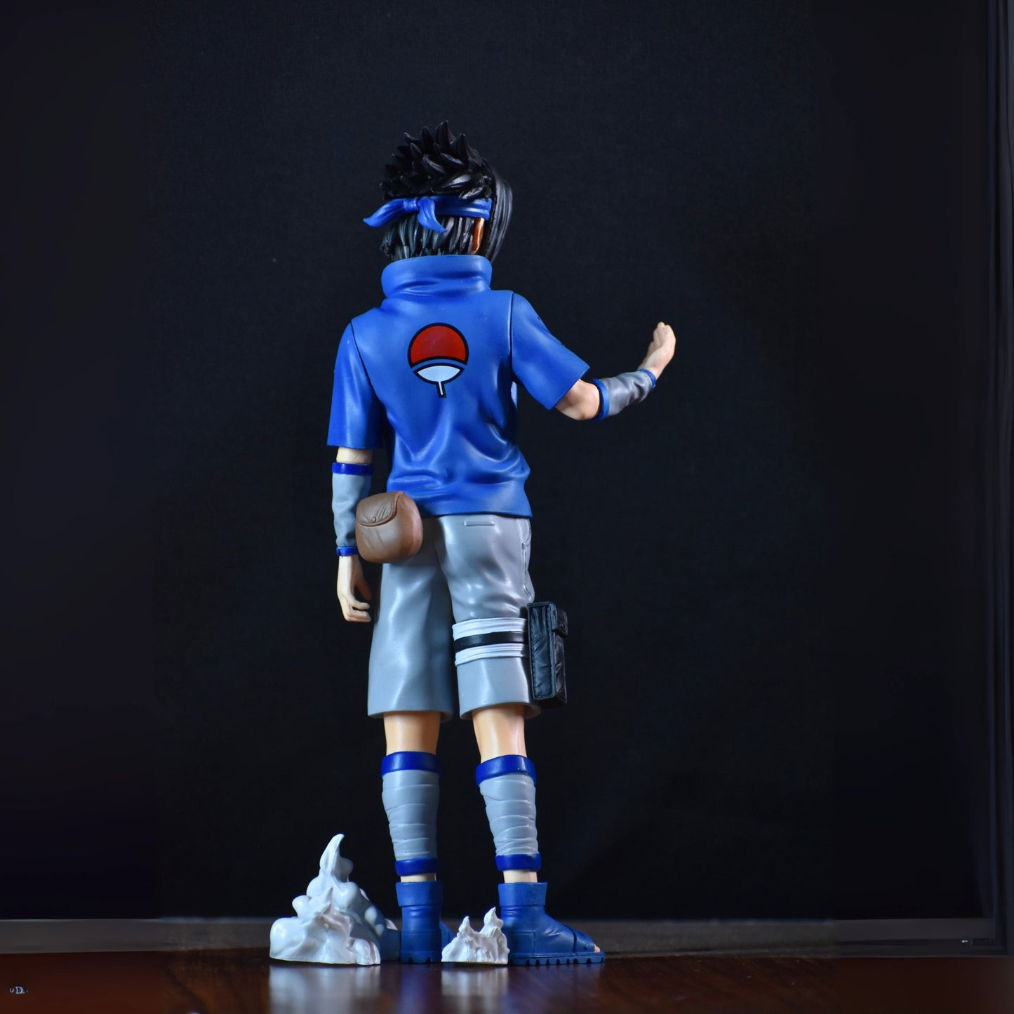 SASUKE UCHIHA ICONIC ACTION FIGURE (26 CM HEIGHT) - NARUTO