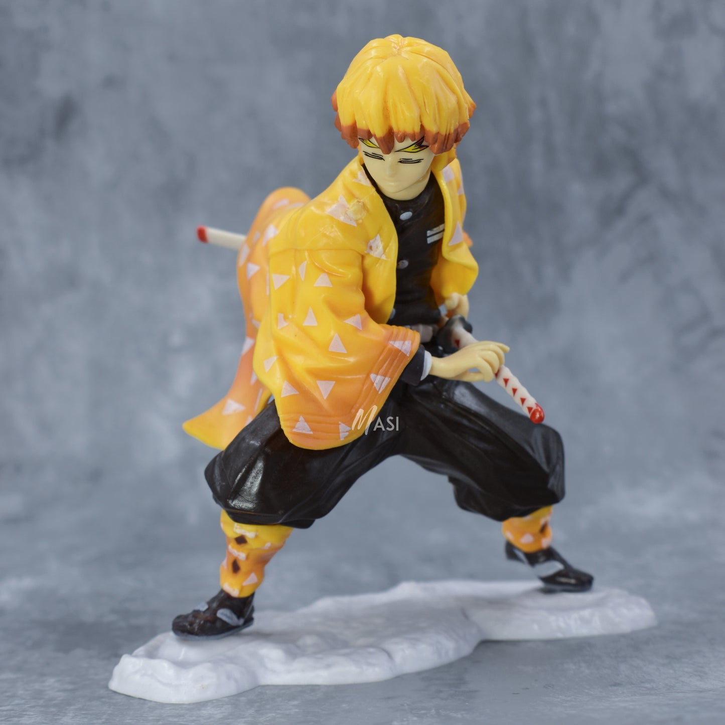 Zenitsu Agatsuma Attacking Post Action Figure With Stand (16 Cm Height) - Demon Slayer