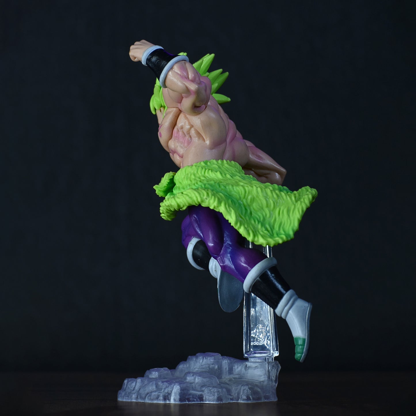 Broly Green Angry Action Figure With Stand (24 Cm Height) - Dragon Ball Z/super