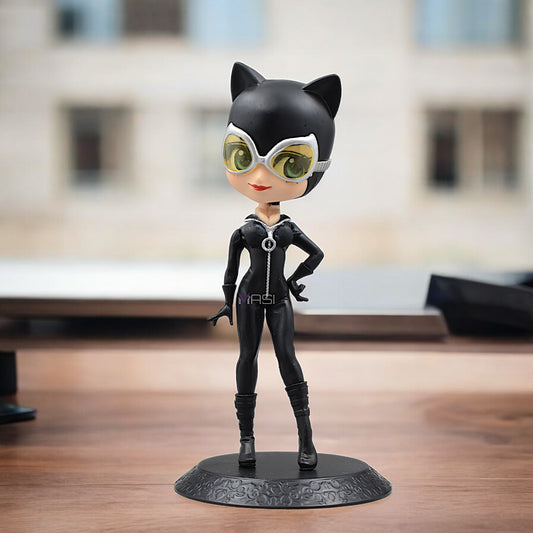 Catwoman Q Style Action Figure With Stand (16 Cm Height)