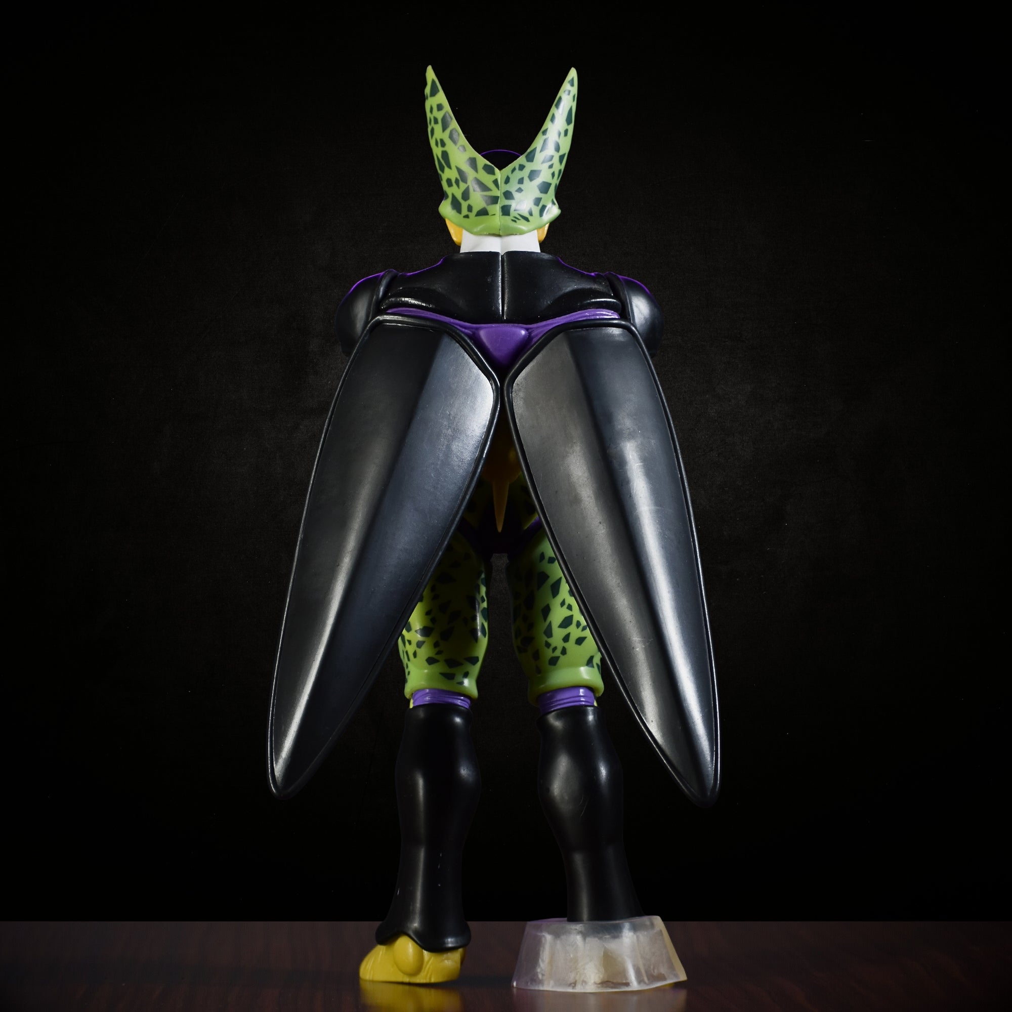 PERFECT CELL ACTION FIGURE WITH STAND (32 CM HEIGHT) - DRAGON BALL Z