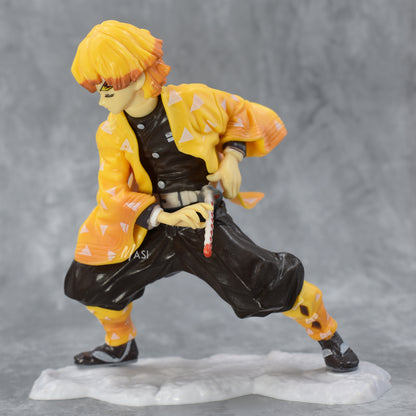 Zenitsu Agatsuma Attacking Post Action Figure With Stand (16 Cm Height) - Demon Slayer