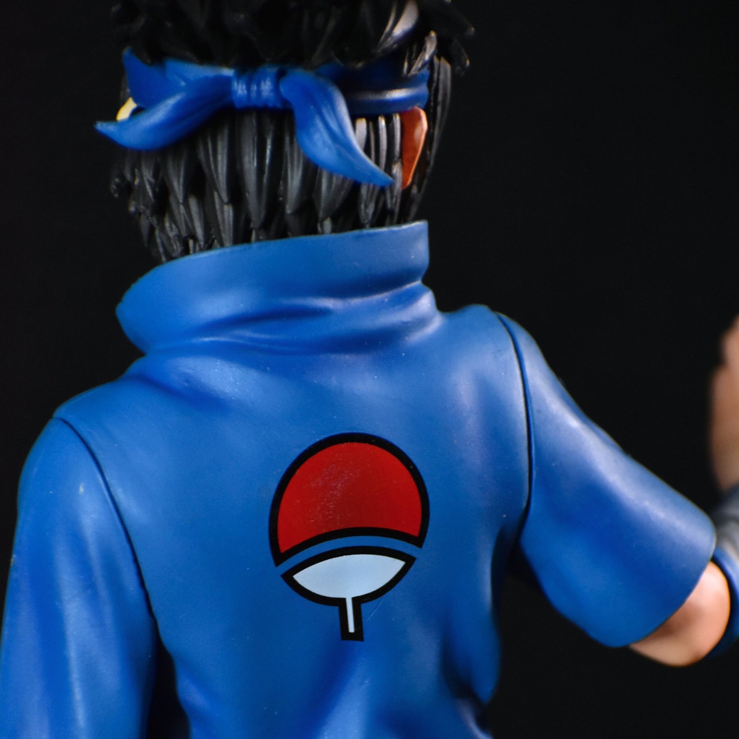 SASUKE UCHIHA ICONIC ACTION FIGURE (26 CM HEIGHT) - NARUTO