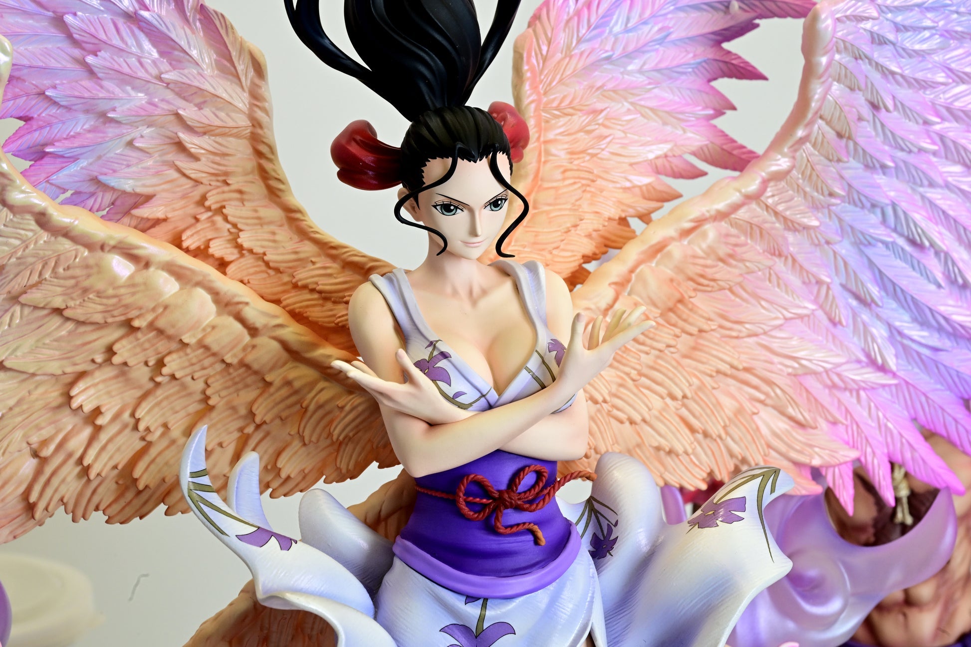 One Piece Nico Robin Demonio Fleur Angel Wings Premium Action Figure