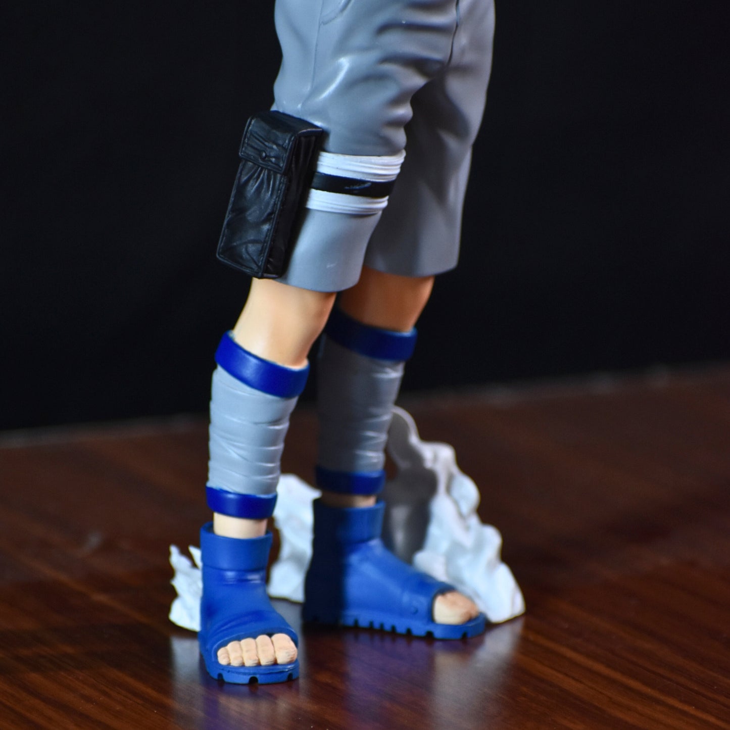 SASUKE UCHIHA ICONIC ACTION FIGURE (26 CM HEIGHT) - NARUTO